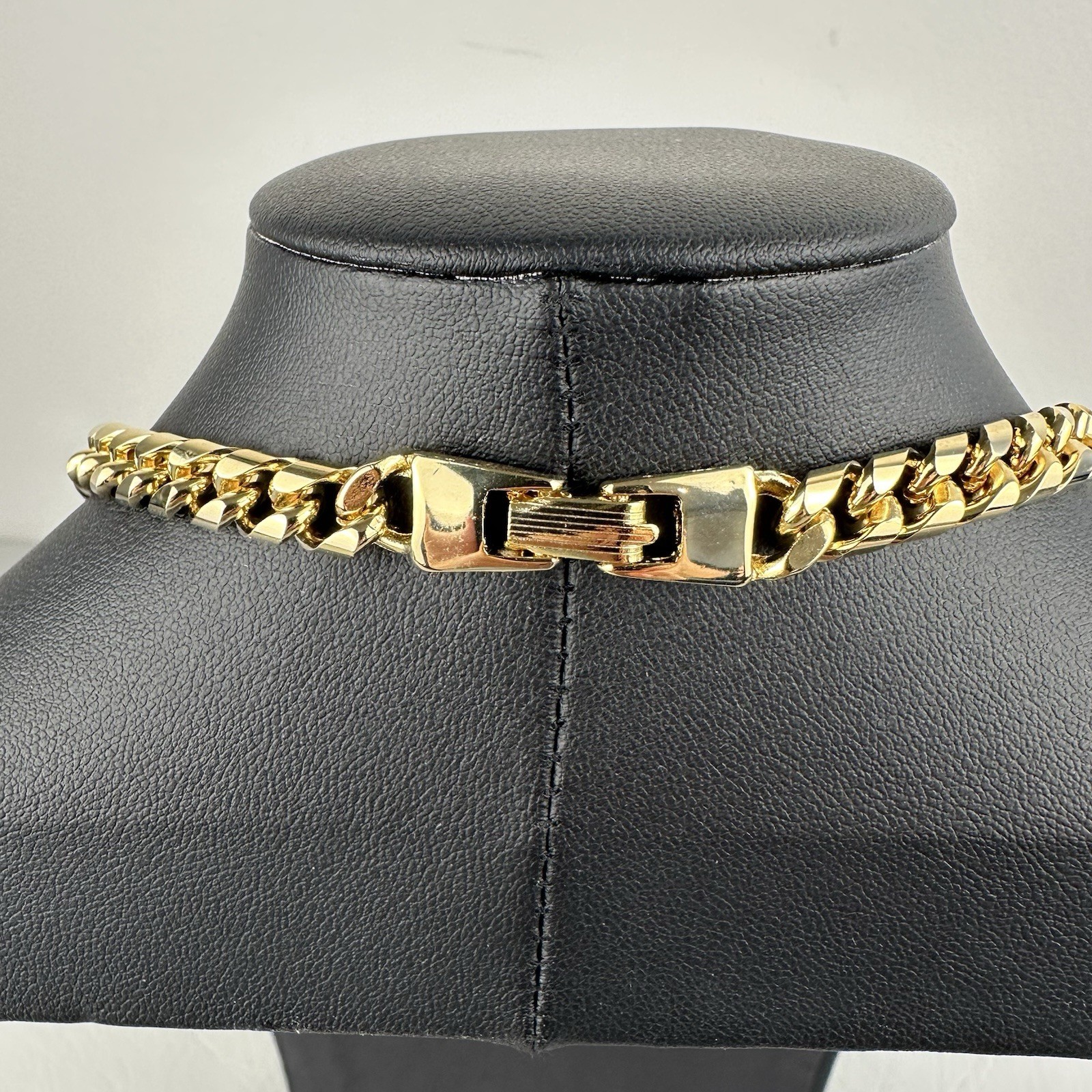 Vintage Necklace Gold Tone Flat Curb Chain Unisex Heavy 24″ 77g