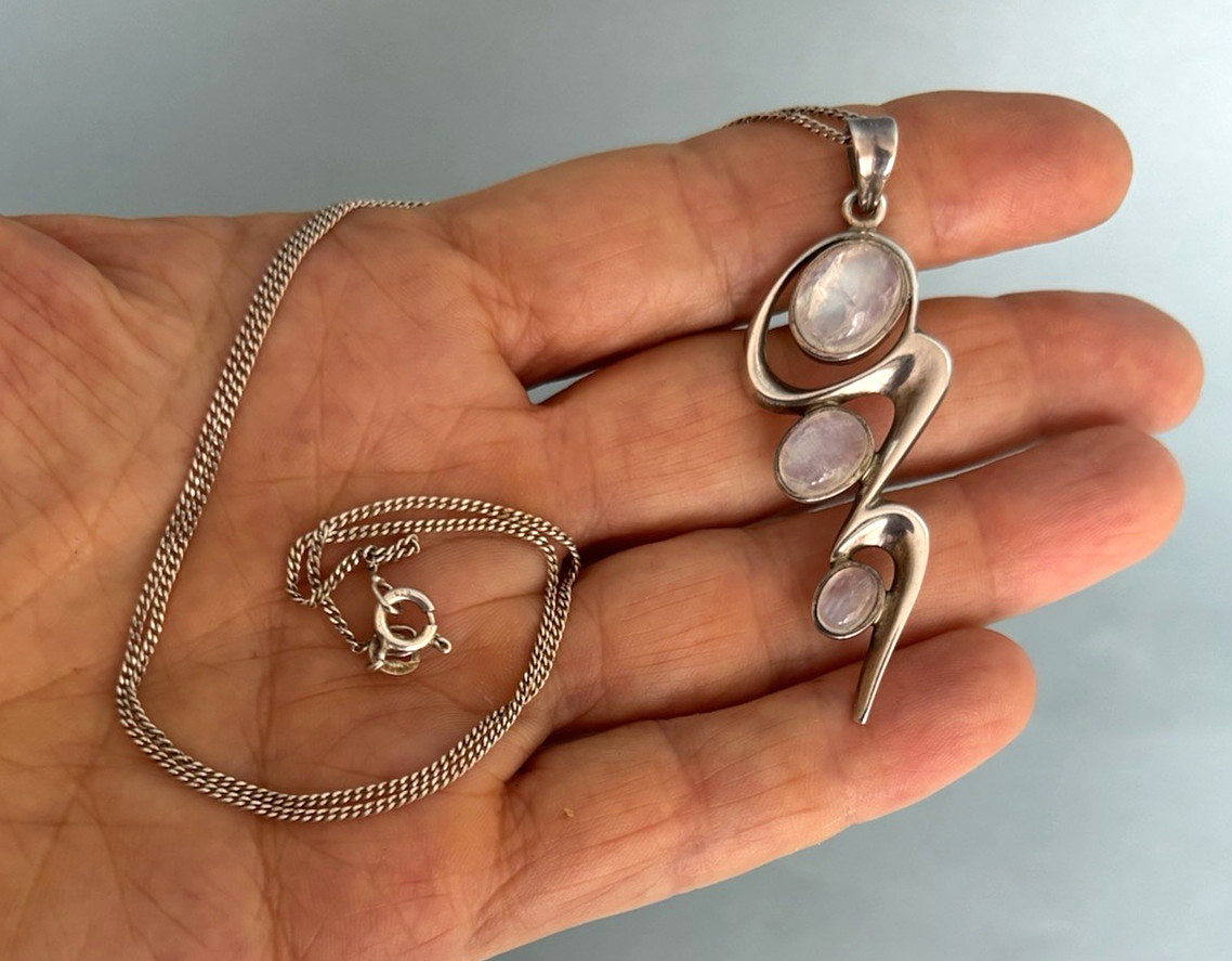 VINTAGE STERLING SILVER MOONSTONE PENDANT & 925 CHAIN gemstone wave 18in 46cm