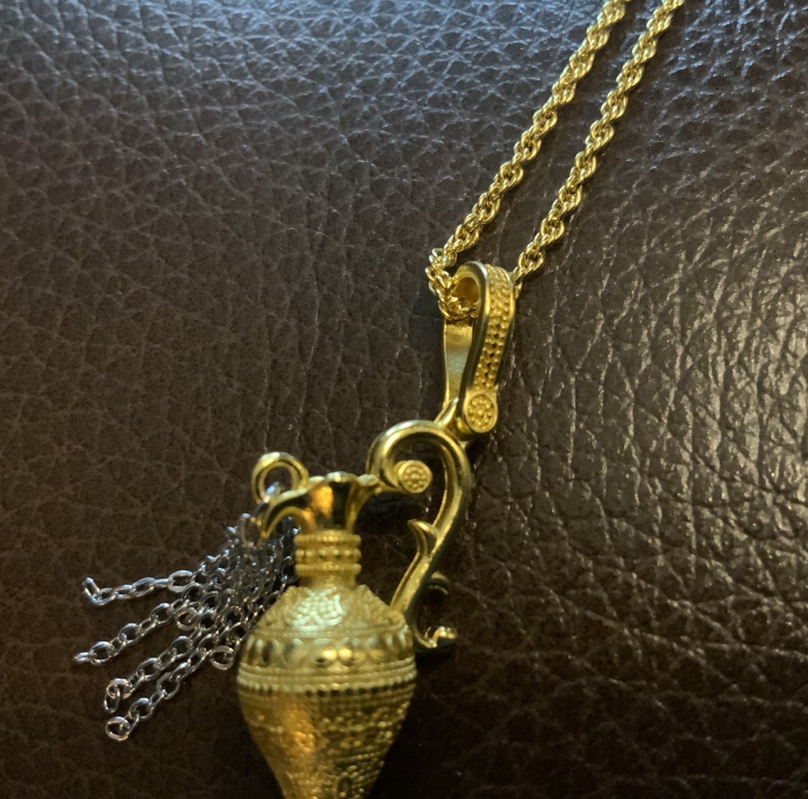Medieval Museum Amphora Vase Necklace Chain Gold Antique VTG Boho Greek Tassel