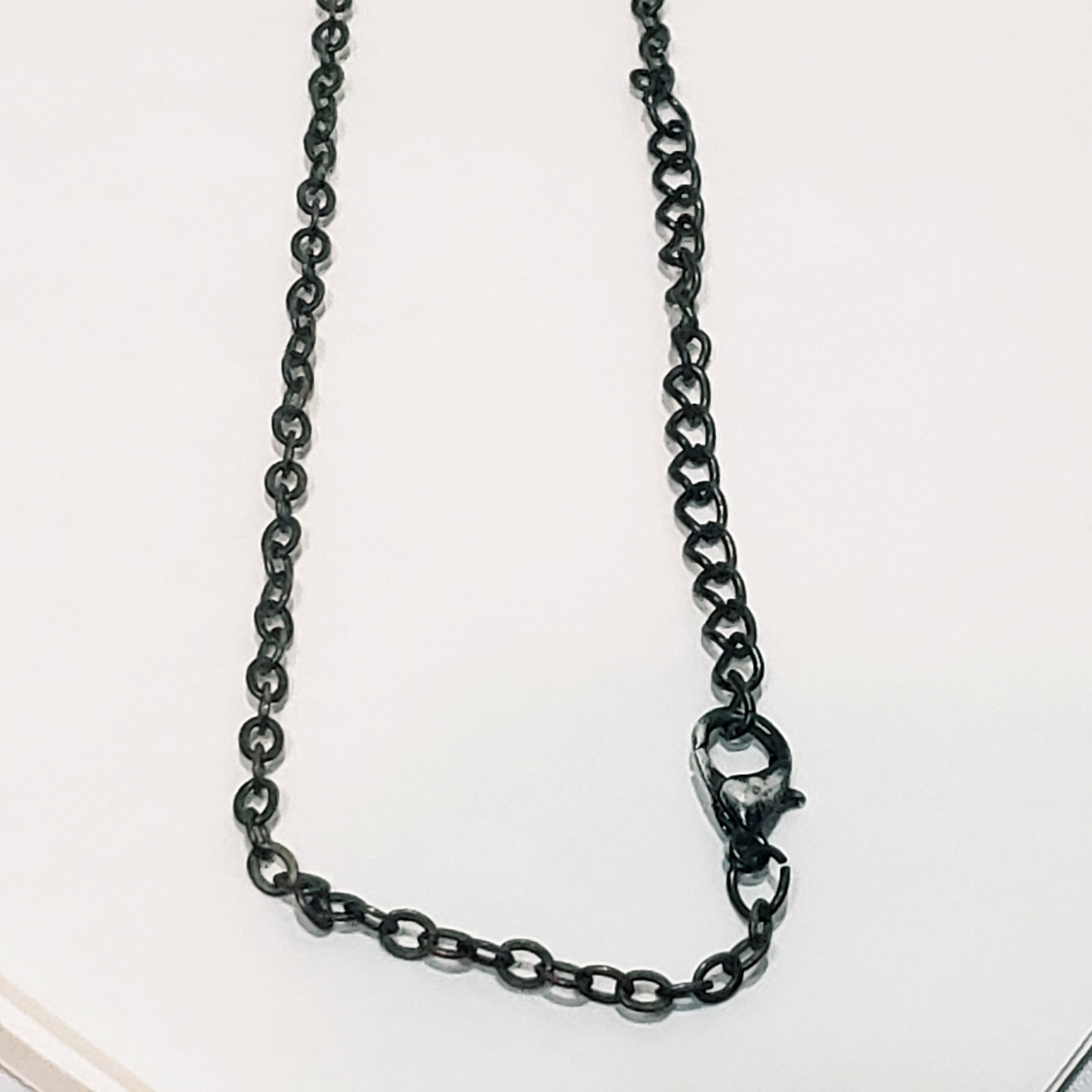 Black Cat Photo Circle Pendant Metal Chain Necklace 24″ Yellow Bronze