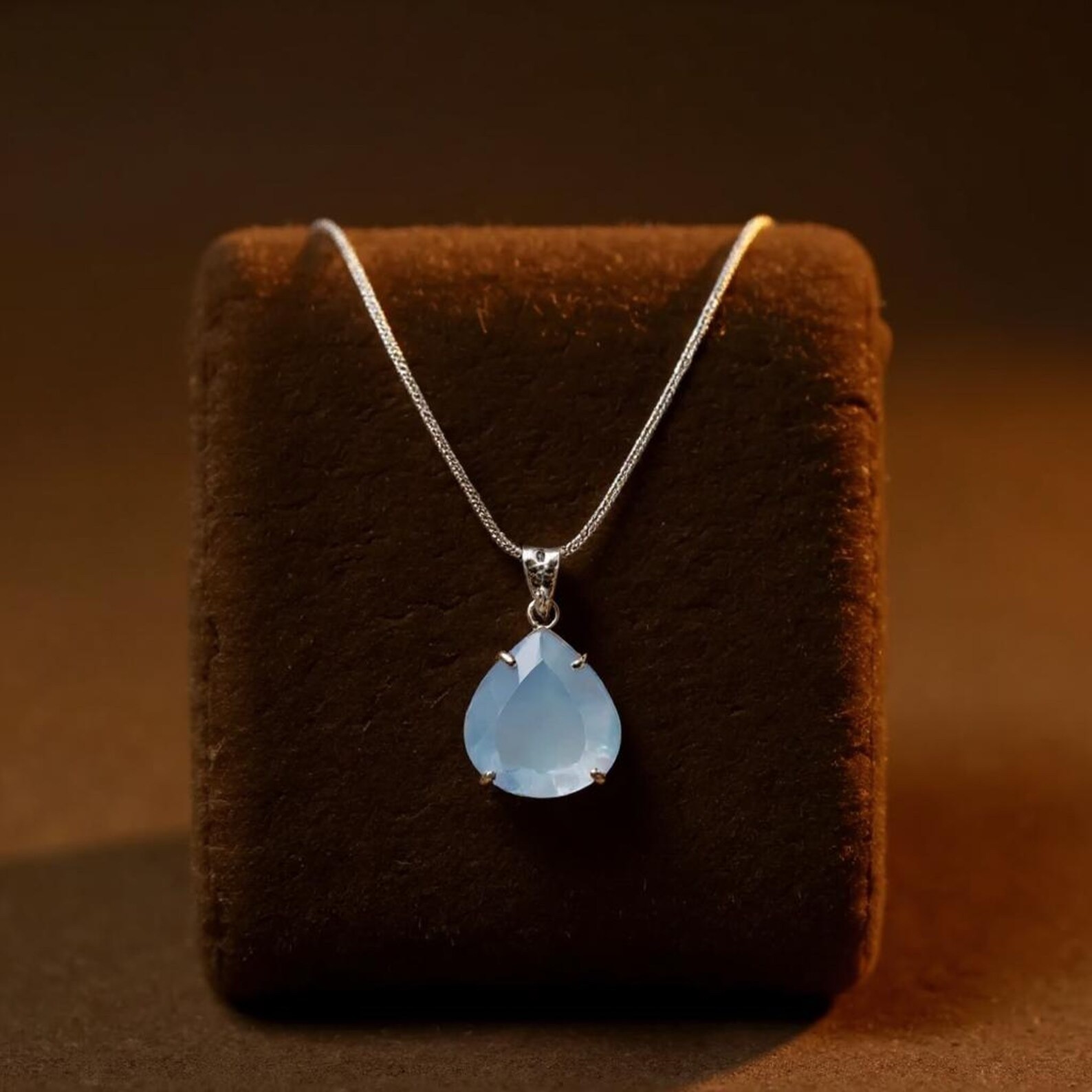 Bi-Color Pendant 94.40 Ct Welo Opal Pear Cut Natural Untreated Loose Gemstone