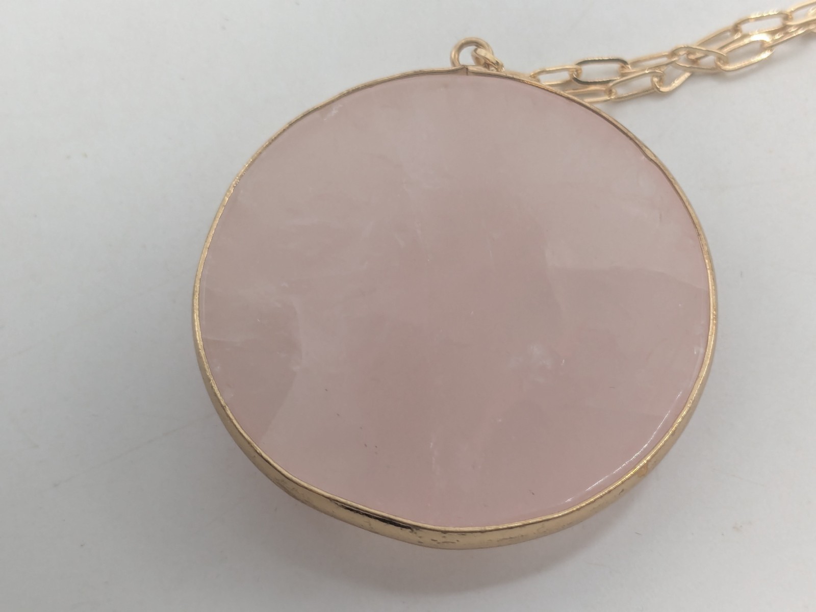 And Lovely Gold Tone Chain with Rose Quartz Pendant Necklace NWT