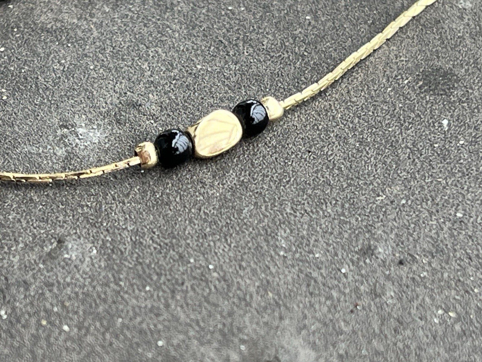 Vintage Amway Italy Gold Tone Snake Chain Necklace Black Bead Minimalist 18”