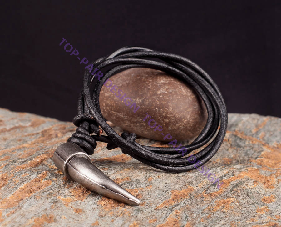 PN142 HIp-hop Metal Tooth Horn Pendant Mens Real Leather Choker Necklace BLACK