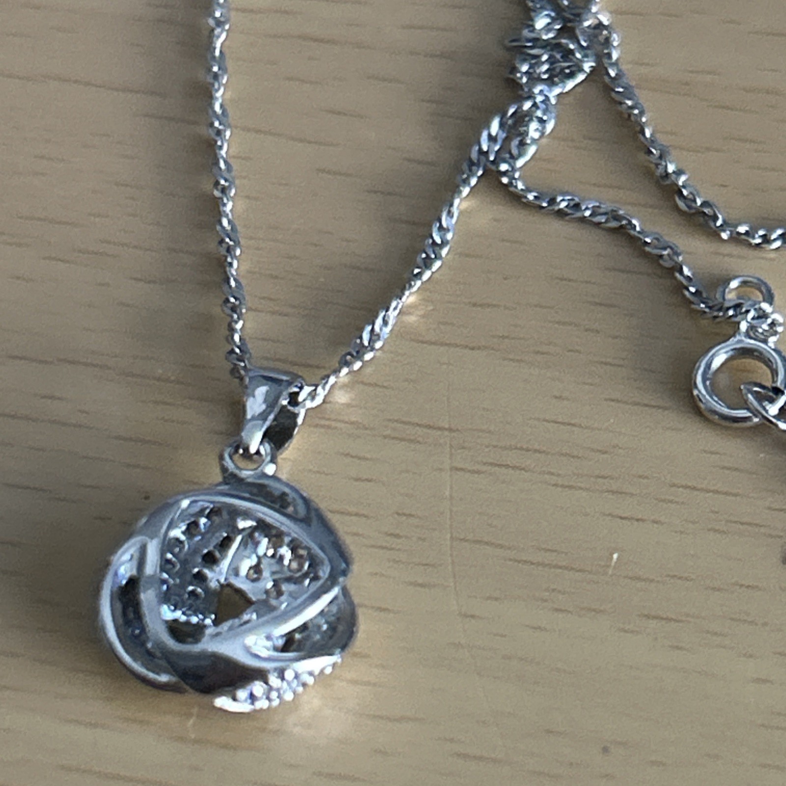 925 Silver Infinity Knot Design Pendant With Cubic Zirconias & 46cm Chain