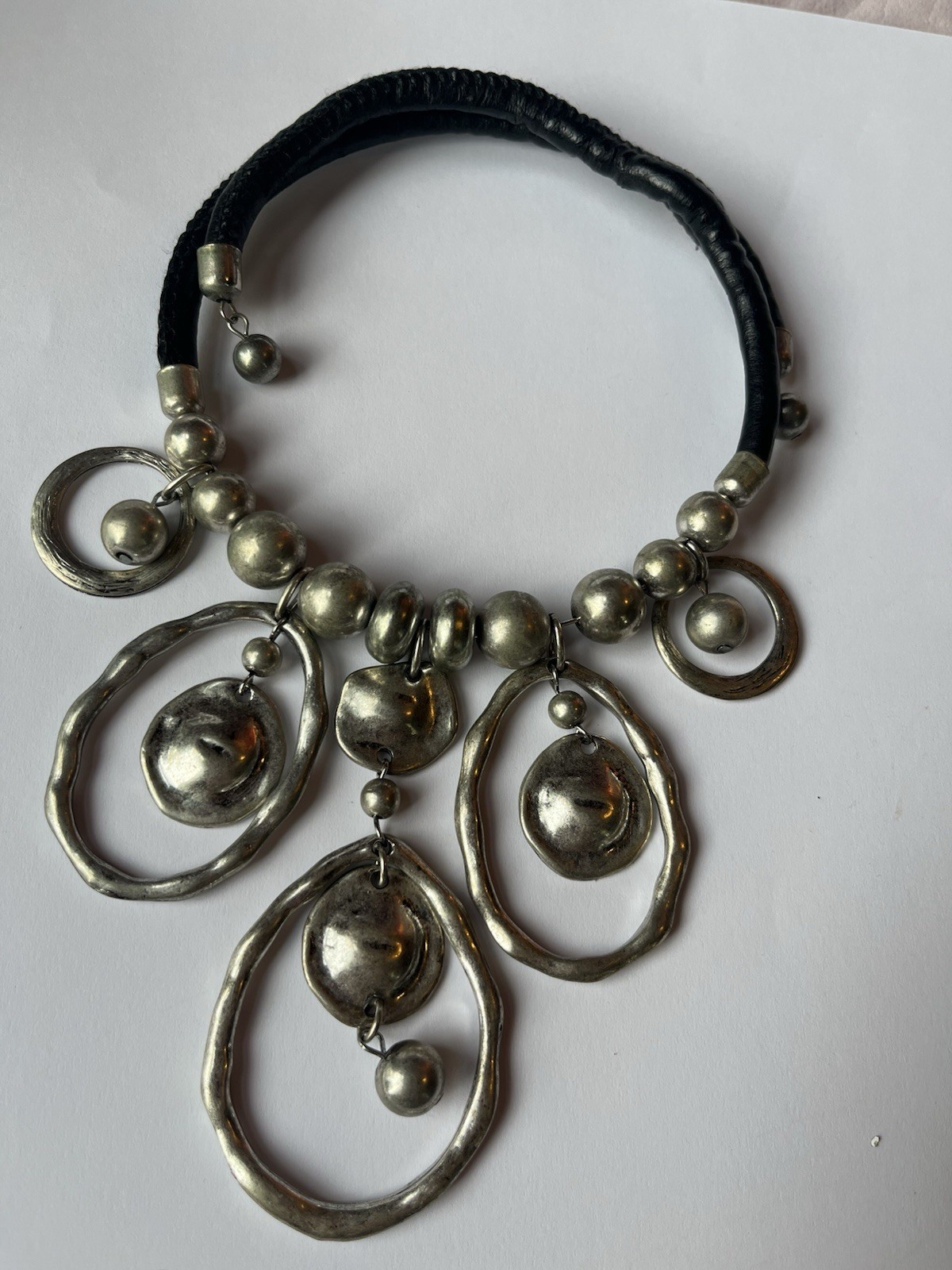 Vintage choker