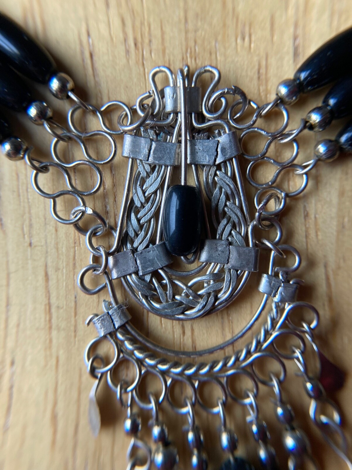 New Handmade Peruvian Alpaca Silver Black Beaded Chocker Necklace 17″ Long