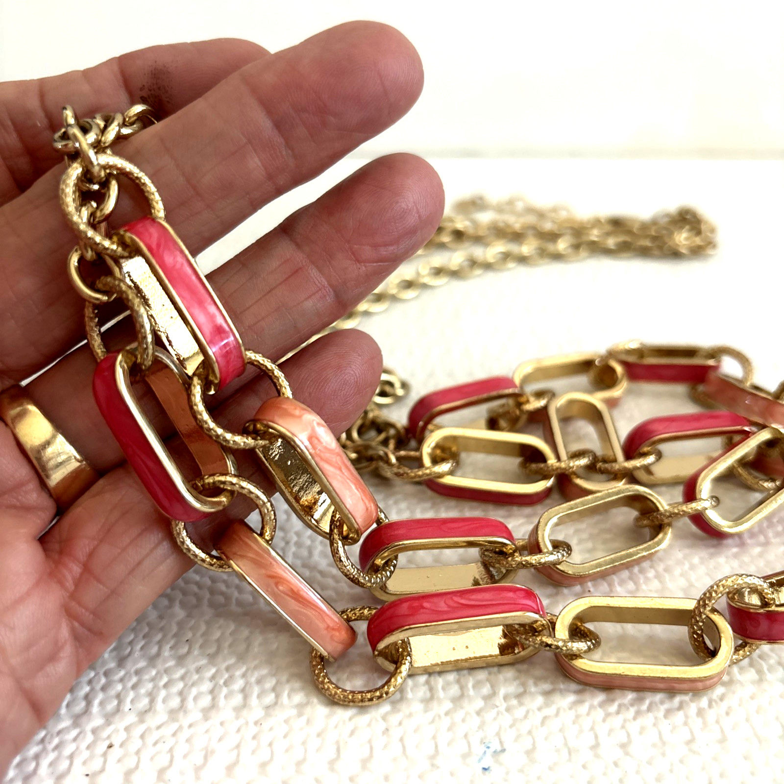 Talbots Pink And Coral Enamel and goldtone Chain Link Necklace 32″