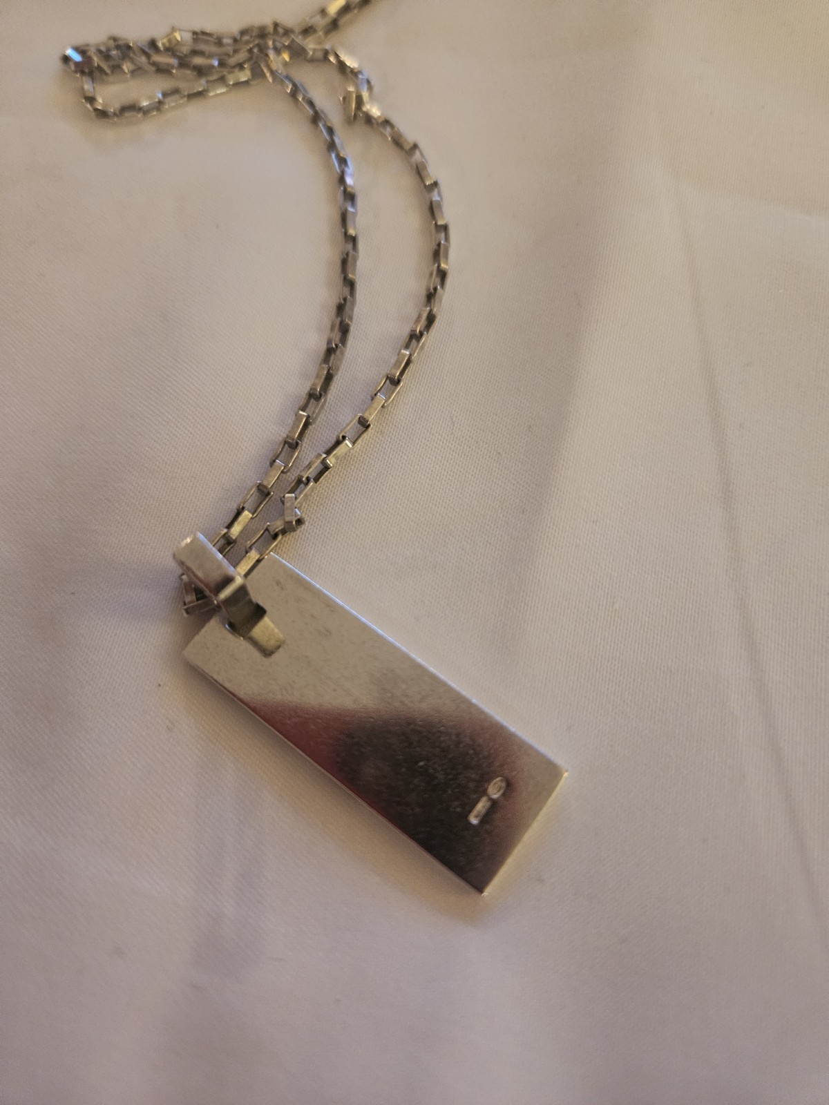 Gucci Silver Tone Box Chain Rectangle Bar Pendant Necklace Signed Italy