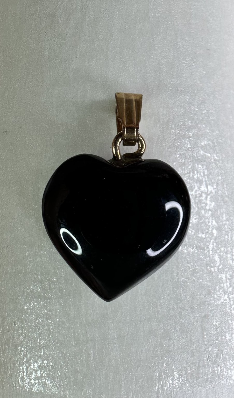 Black Onyx Style Heart Pendant Gold Tone Bail Approx 1″ Tall Love Charm