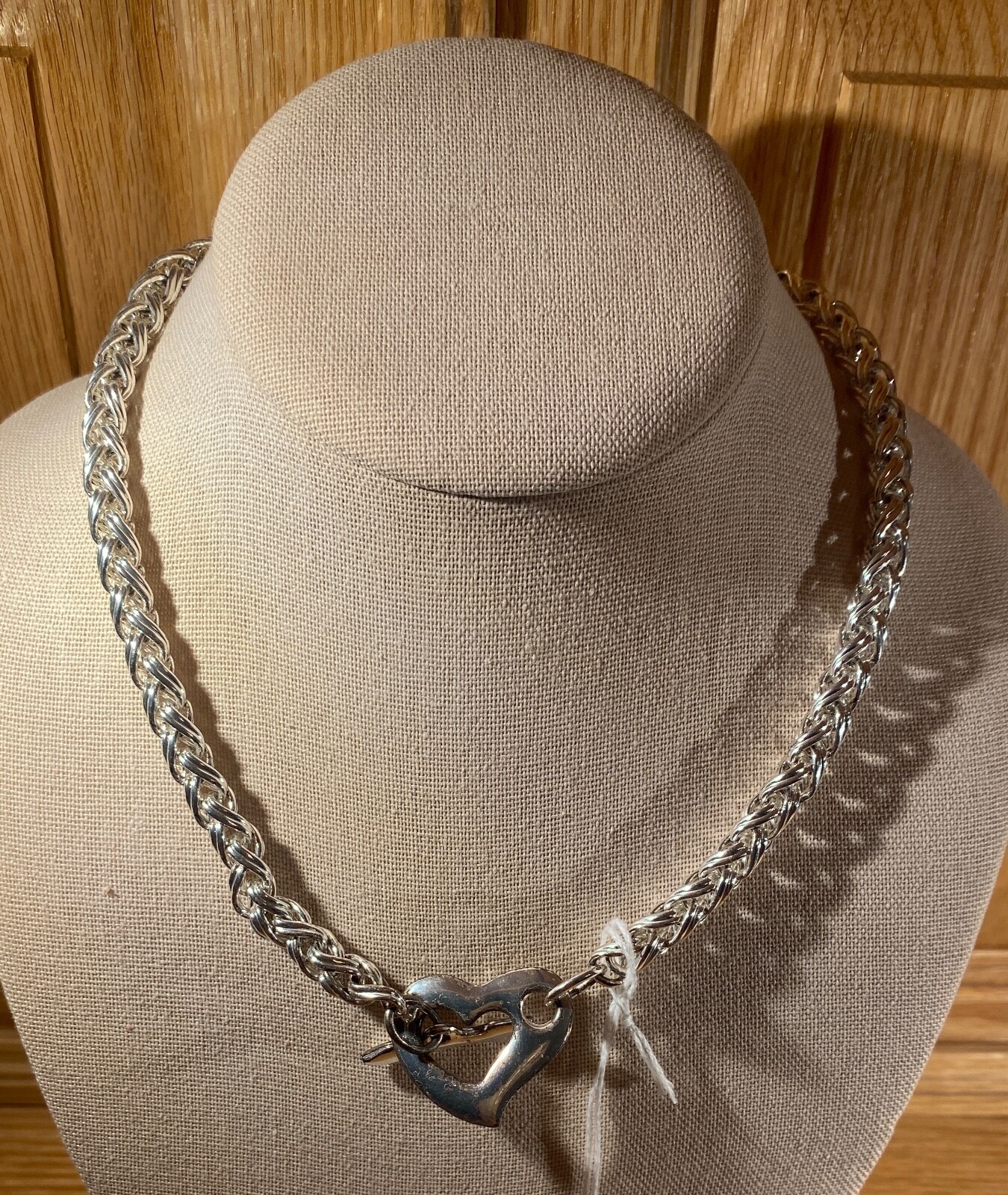 Modern Silver Toned Heart & Arrow Necklace Thick Chain 18″ Fashion Jewelry