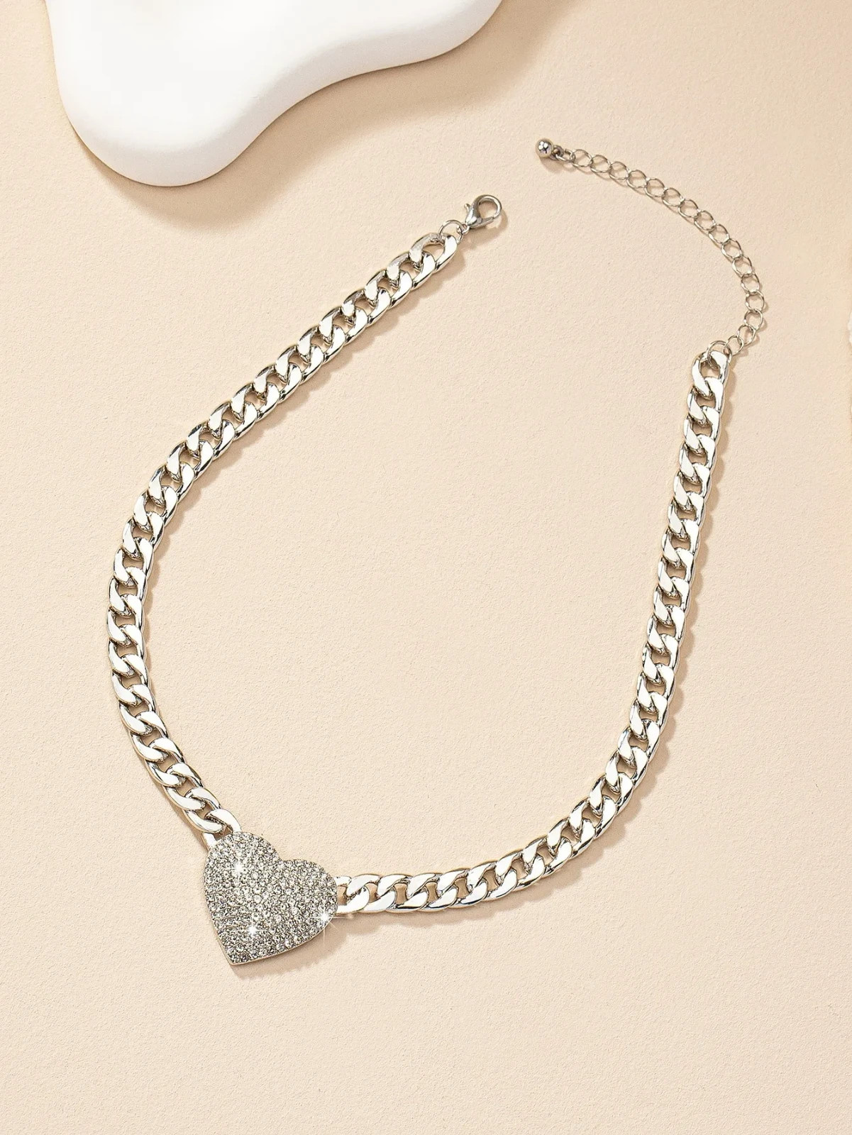 Elegant Rhinestone Heart Chunky Necklace for Women Fashion Statement Chain Jewel