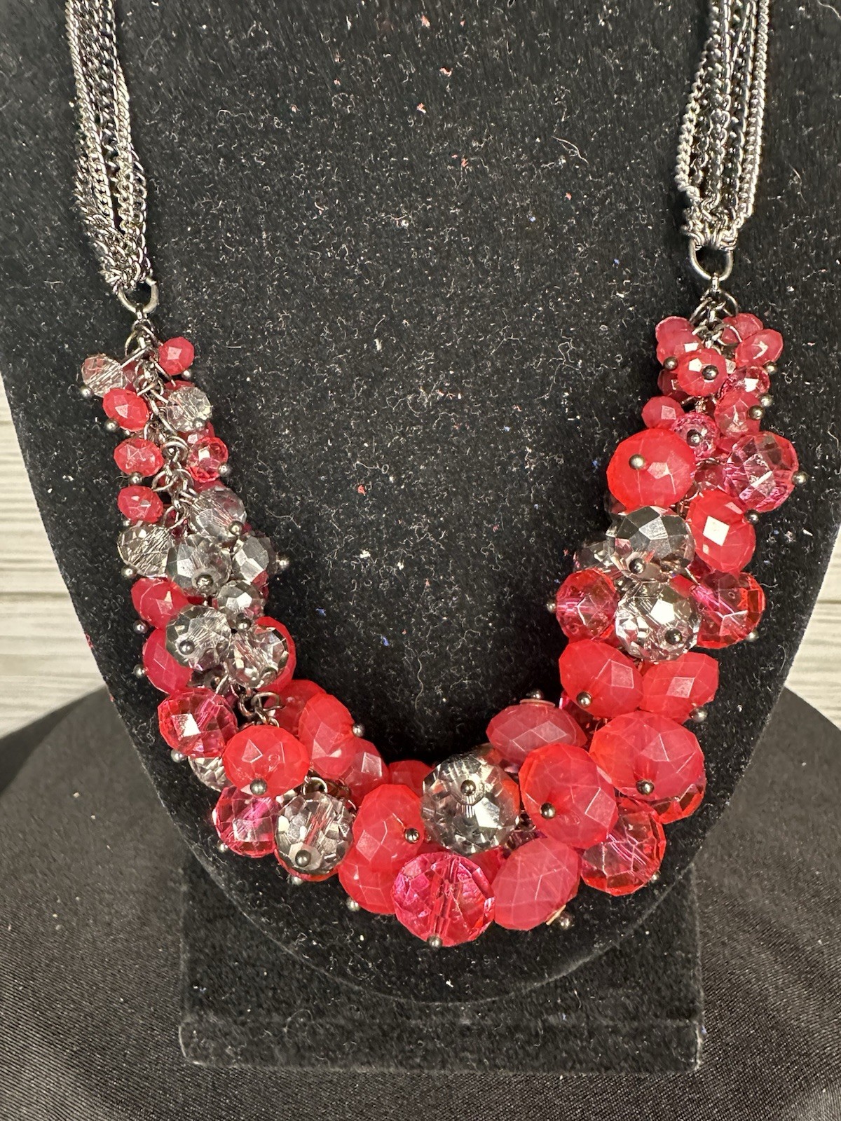 Simply Vera Wang Vintage Pink Rasberry Cluster Beaded Necklace