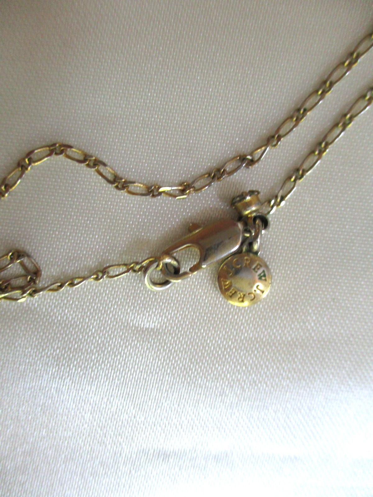J Crew Pendant Necklace Gold tone Green Faceted Teardrop Long Chain 26″ Signed