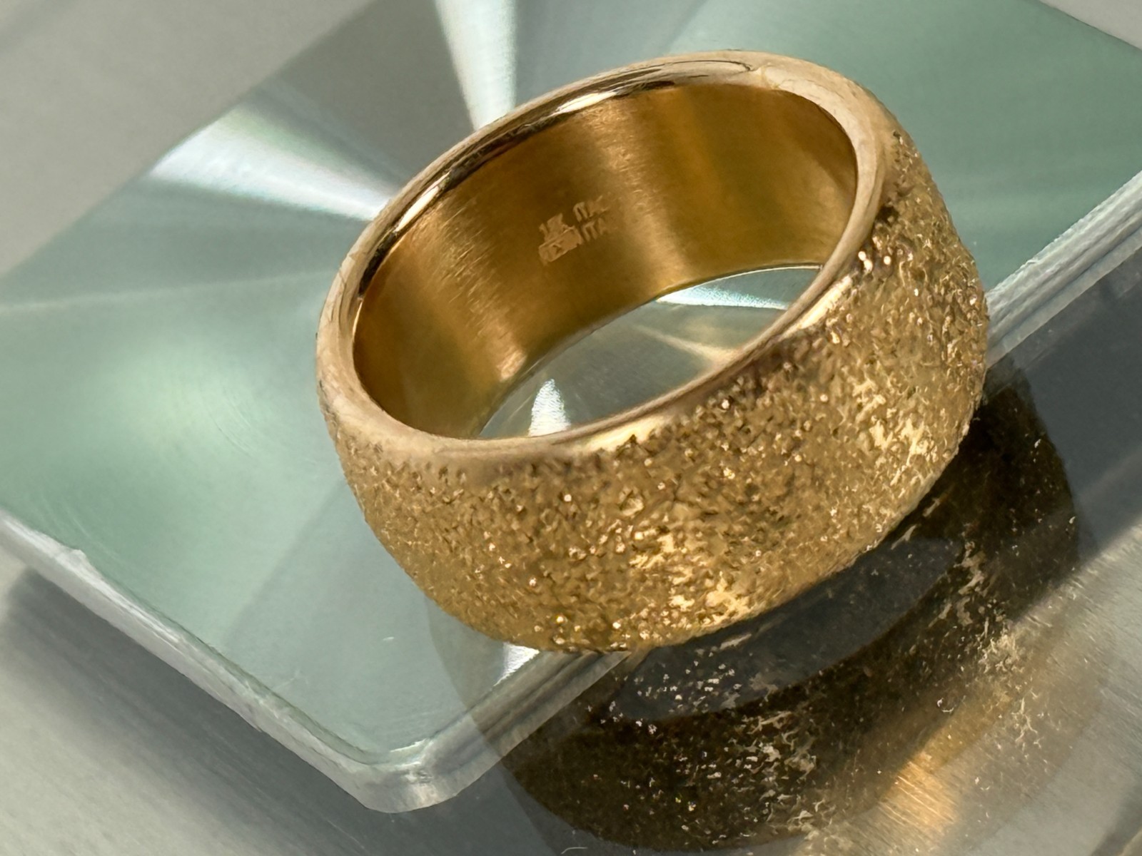 VOGA Collection (18K Gold Electroform), Pave Band Ring yellow Size: 7