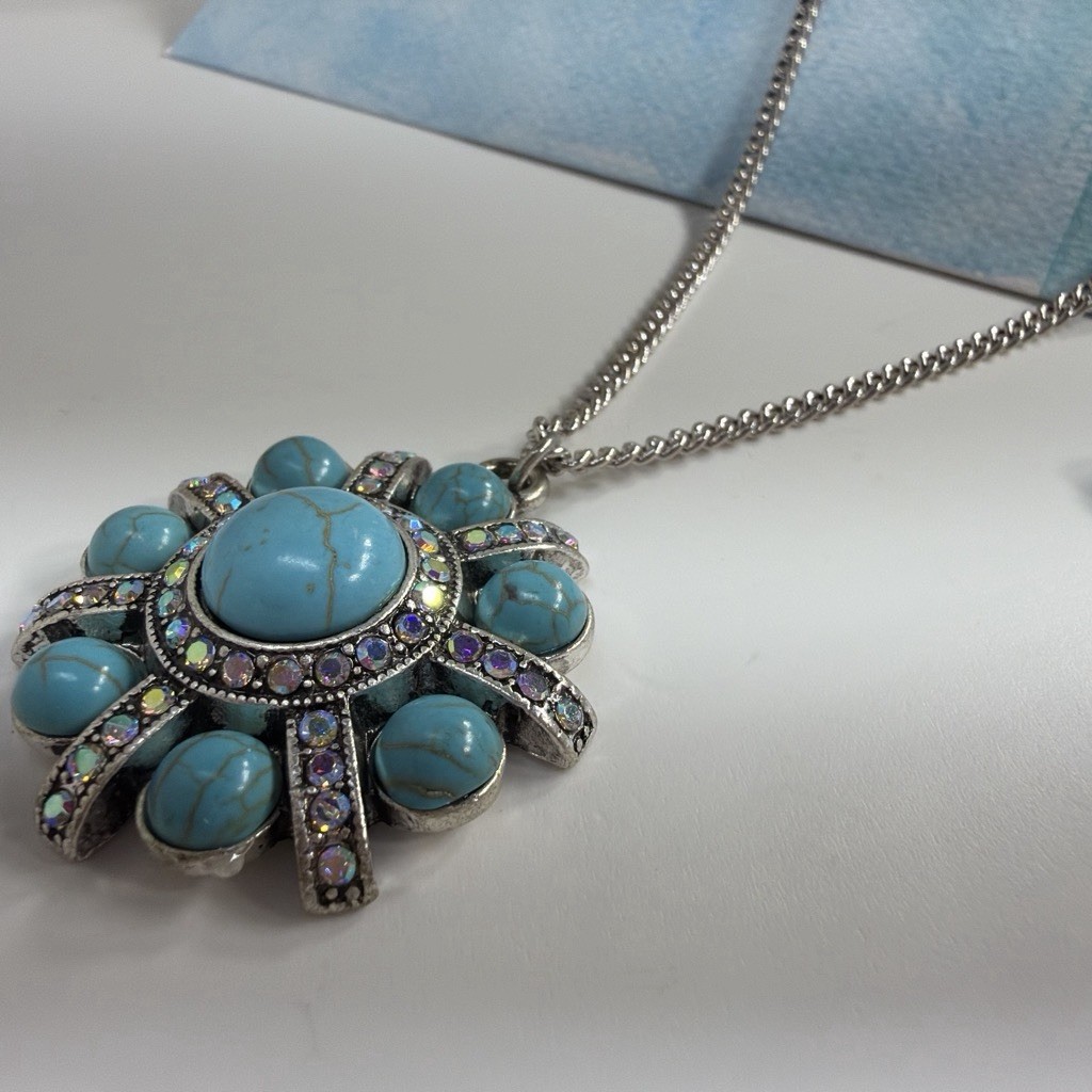 Silver Tone Snake Chain Necklace Round Turquoise Crystal Rhinestone Pendant