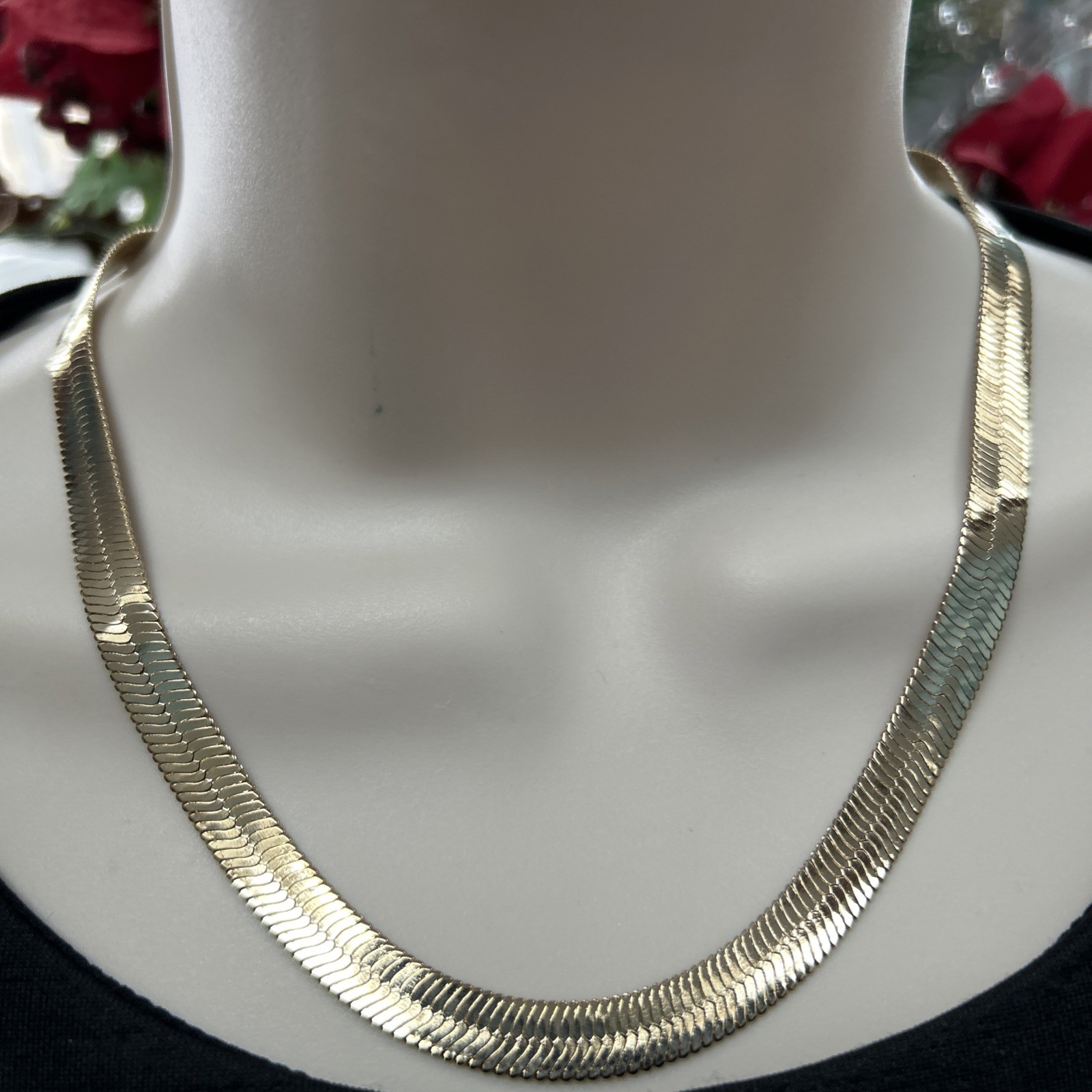 GOLD PLATED 8mm HERRINGBONE 18”Chocker Necklace Chain For Men Or Women