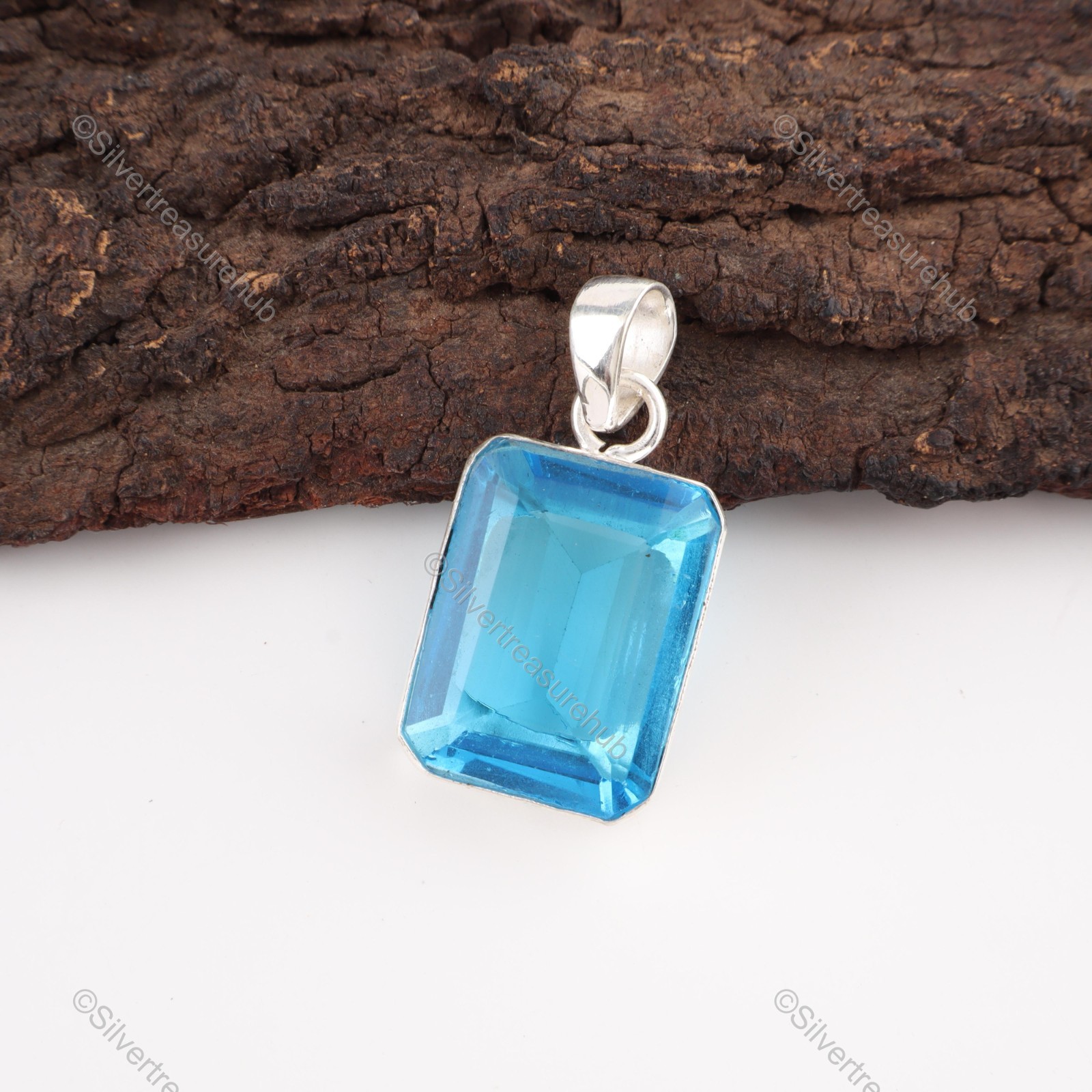 Swiss Blue Topaz Stone Sister Channel Set Friend Gift Pendant Jewelry 925 Silver