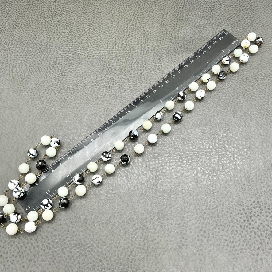 Necklace Jade Stones And Black White Glass Beads 26 Inch Retro Jewelry 26″