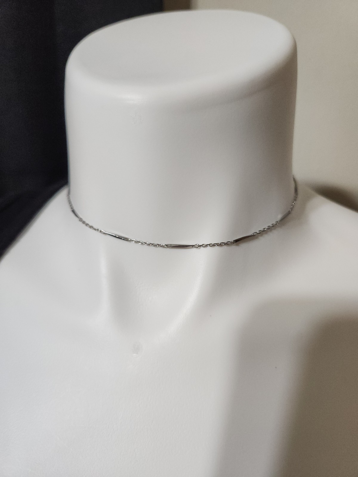 Vintage Accents By Hallmark Cards Silver Necklace with Bar Elements 15 in