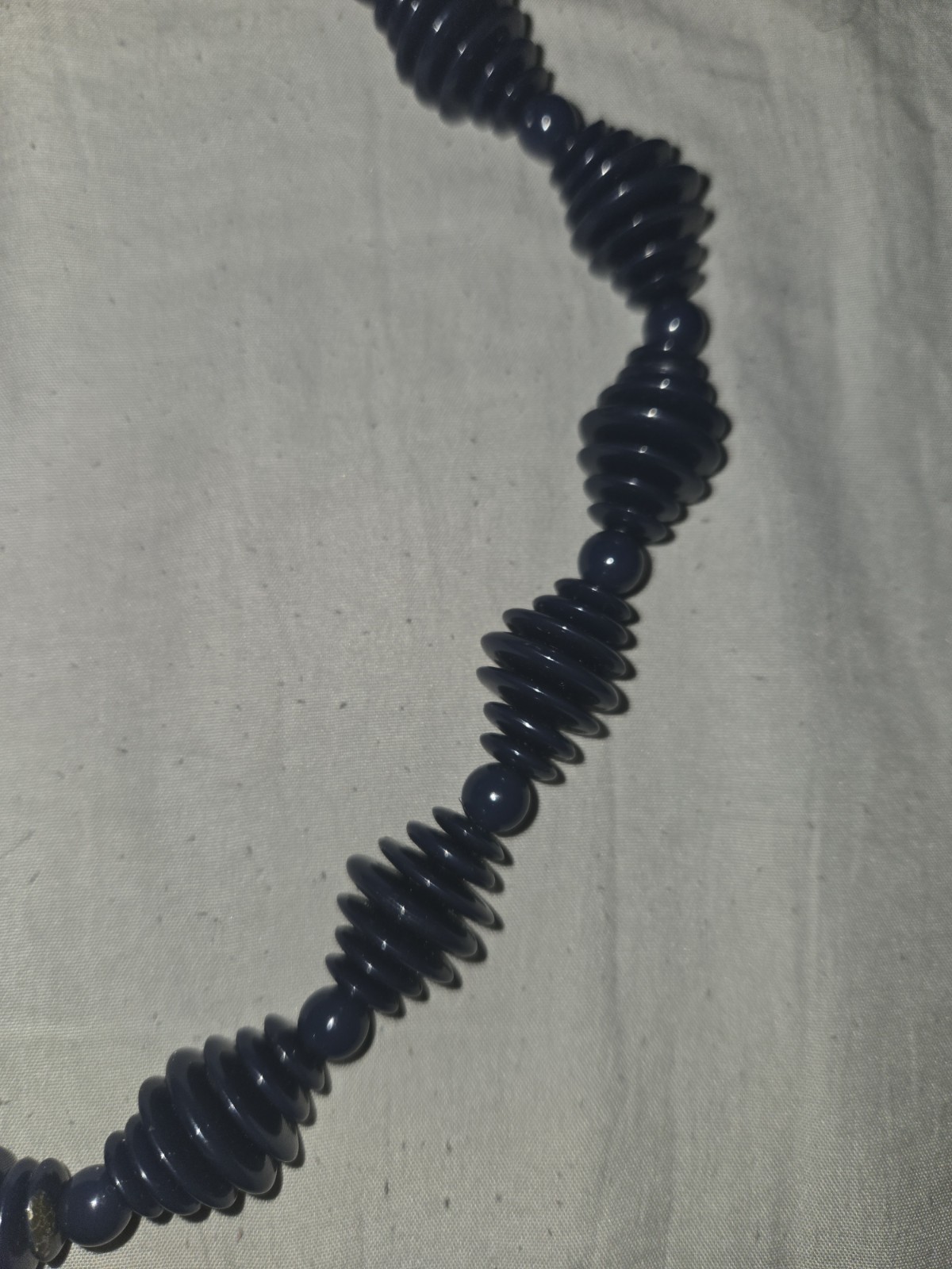 Vintage Navy Blue Acrylic Disc Bead Necklace Statement Choker Graduated Retro