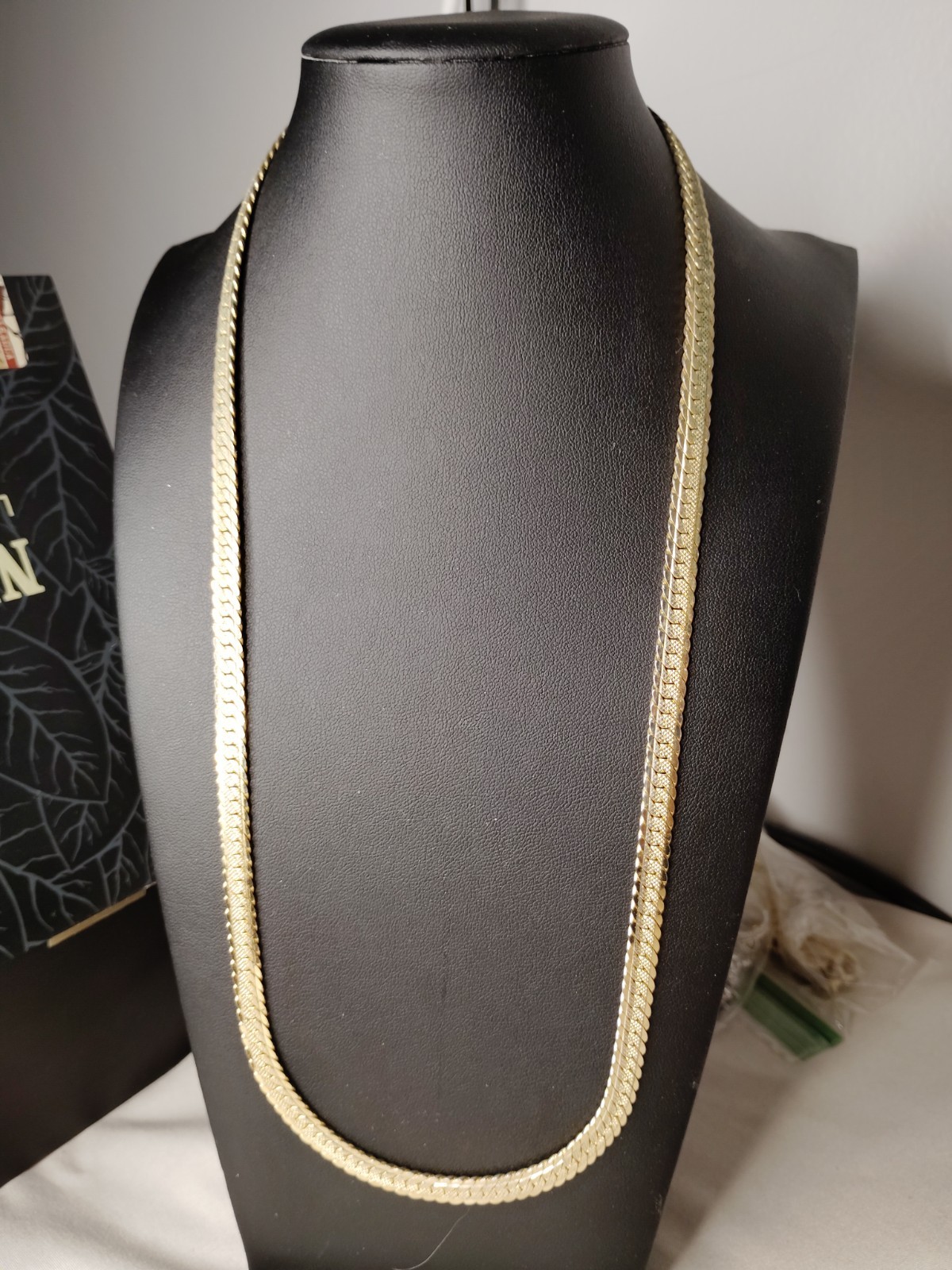 Gold Tone Herringbone Chain Necklace Lobster Clasp 19-24″