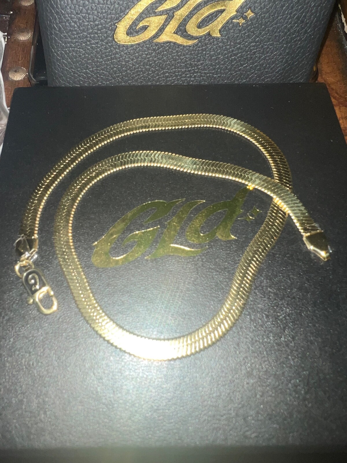 Beautiful flat 16”6mm 14k GP herringbone Necklace NWT , warranty card included