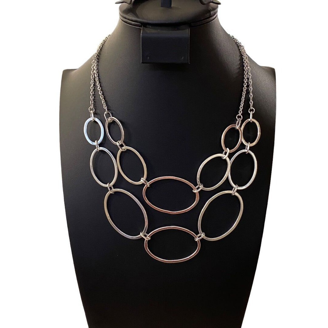 Silvertone Layered Bib Necklace 17-20″ Lays Flat Lightweight Statement