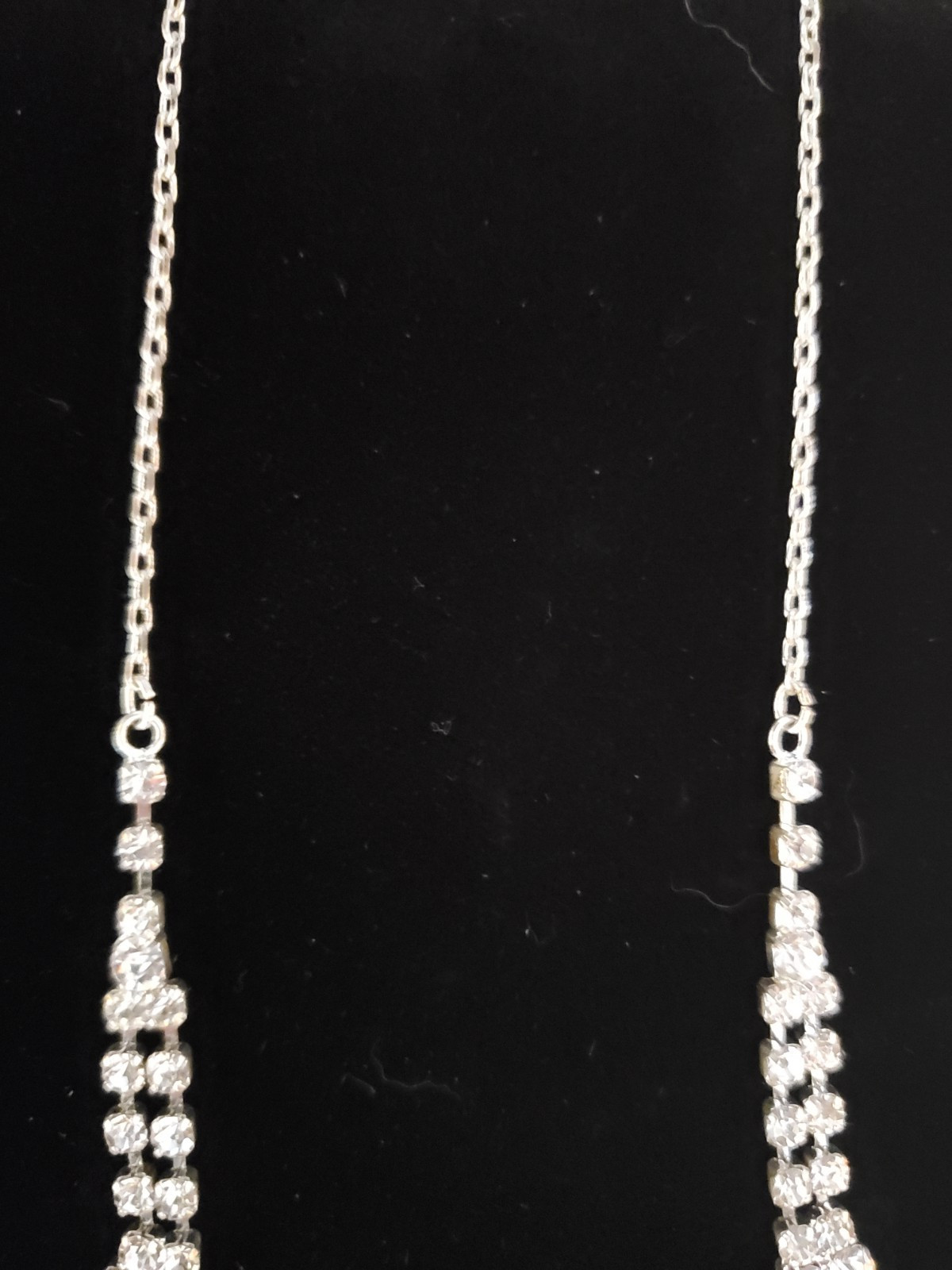 New Rhinestone Choker Collar Necklace Sparkle Silver Tone Necklace 15 – 18 in