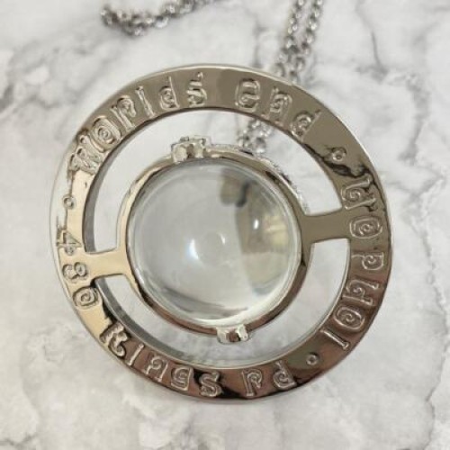 【In Box/Drawstring】Vivienne Westwood Medium Orb Necklace Silver Top 6.5cm