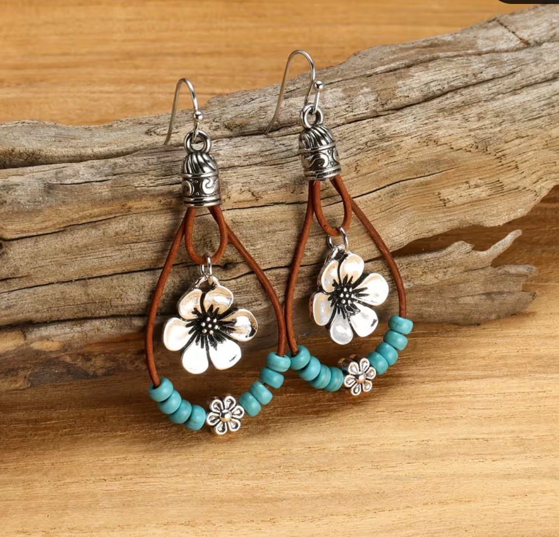 Boho Style Plum Blossom Pendant Earrings Double Layered With Turquoise Beads