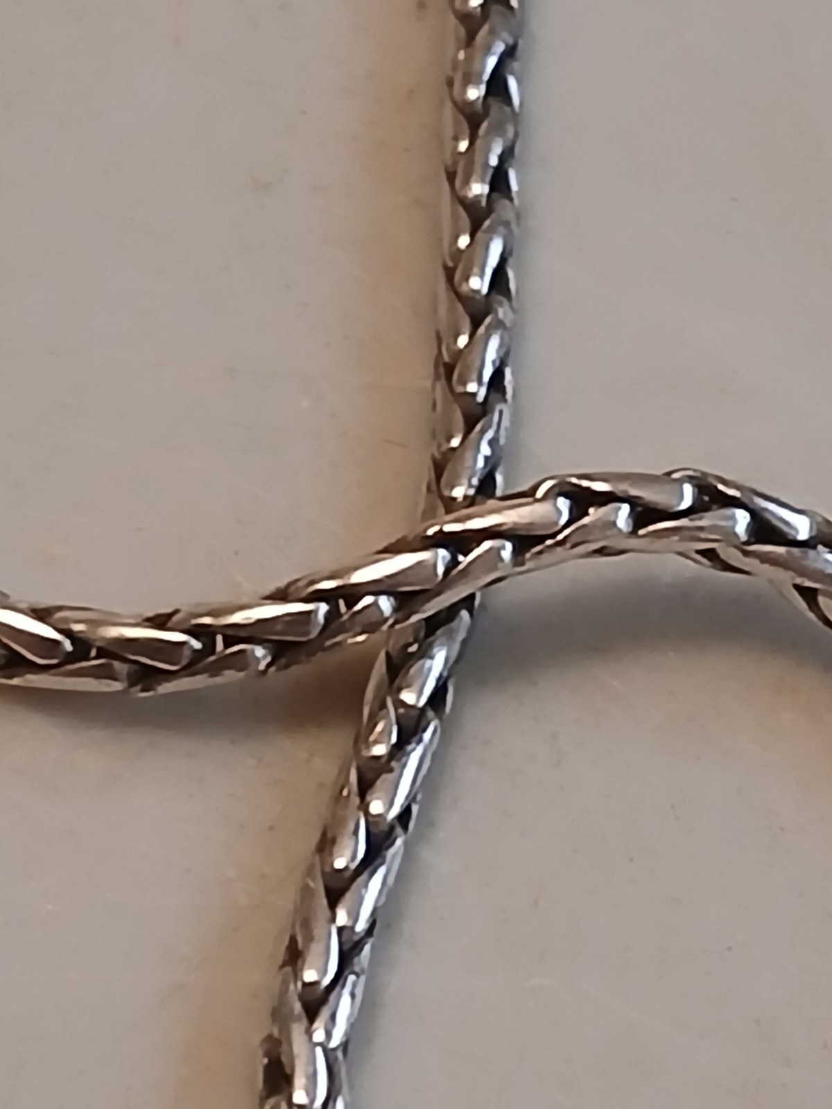 Ladies BRIGHTON SILVER NECKLACE LION COURAGE CHARM PENDANT EXCELLENT CONDITION