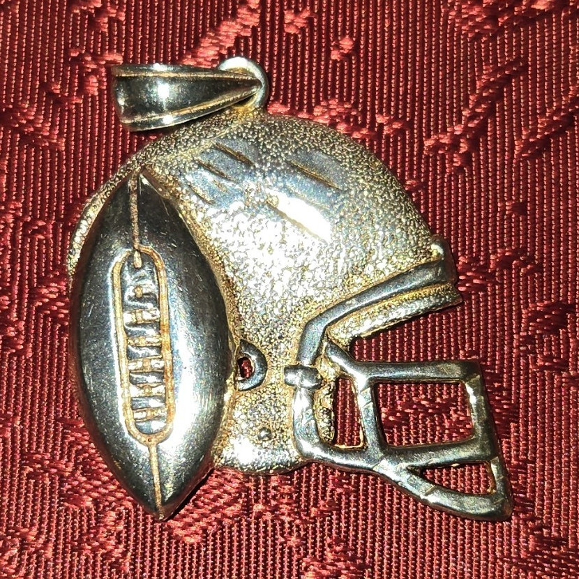925 Silver Football Helmet Charm Pendant – American Football Sports Theme