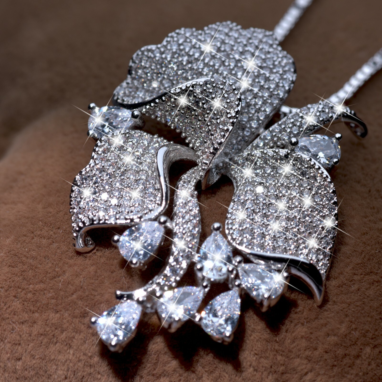 18K WHITE GOLD FILLED SIMULATED DIAMOND WEDDING PARTY FLOWER NECKLACE LUXURY GEM