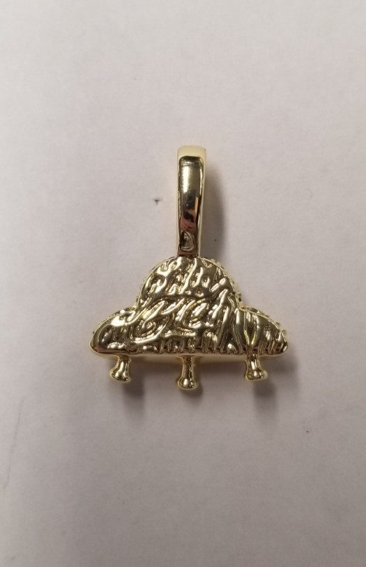Gld Micro Iced UFO Pendant 17mm x 13mm