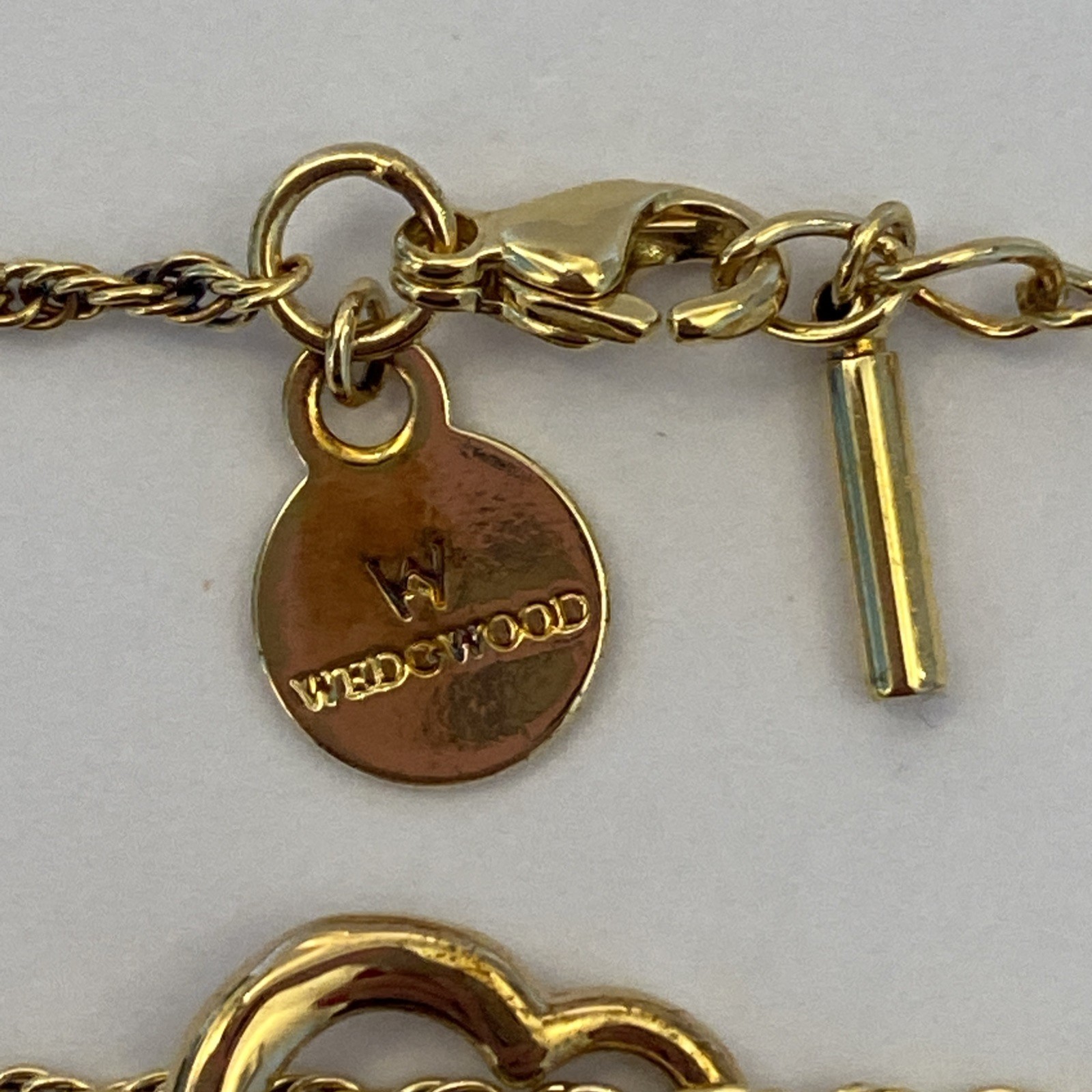 Wedgwood Gold Tone Necklace Key and Black Heart Original box 16in/40cm