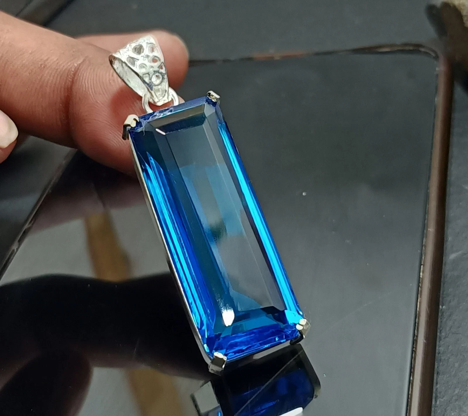 74.10 Ct Certified Natural Blue Topaz 925 Solid Silver Pendant Loose Gemstone