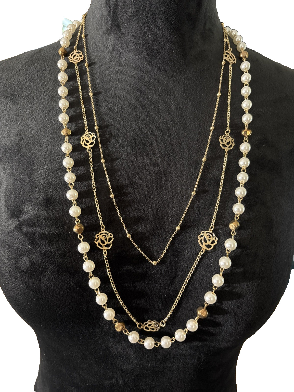 3 Strand Gold-Tone Necklace White Pearls Filigree Rose Beads Design 12″ Drop