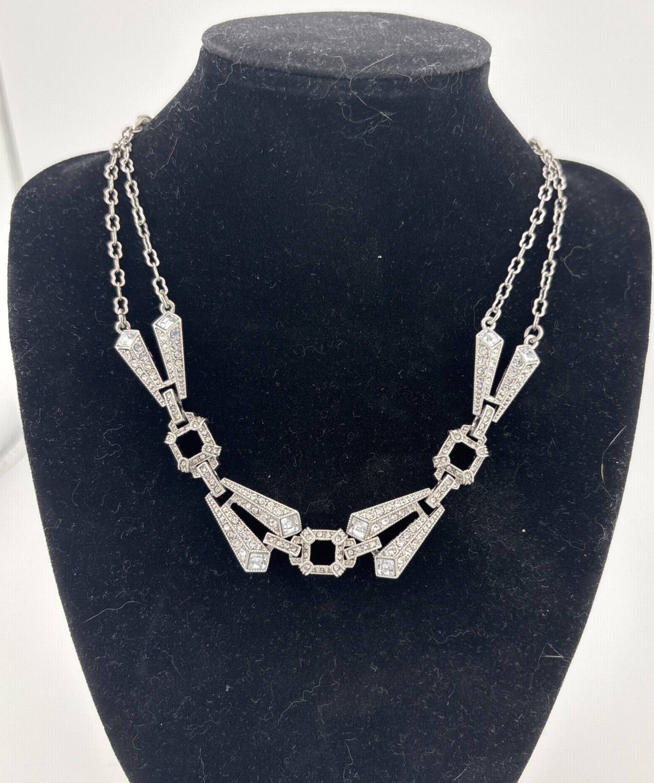 Jewelmint Rare Silver And Crystal 18.5” Long Necklace/chocker