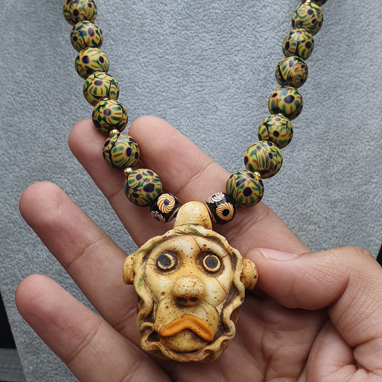 Stunning Vintage Venetan Style Eyes Glass With Old Monkey Face Glass Pendant