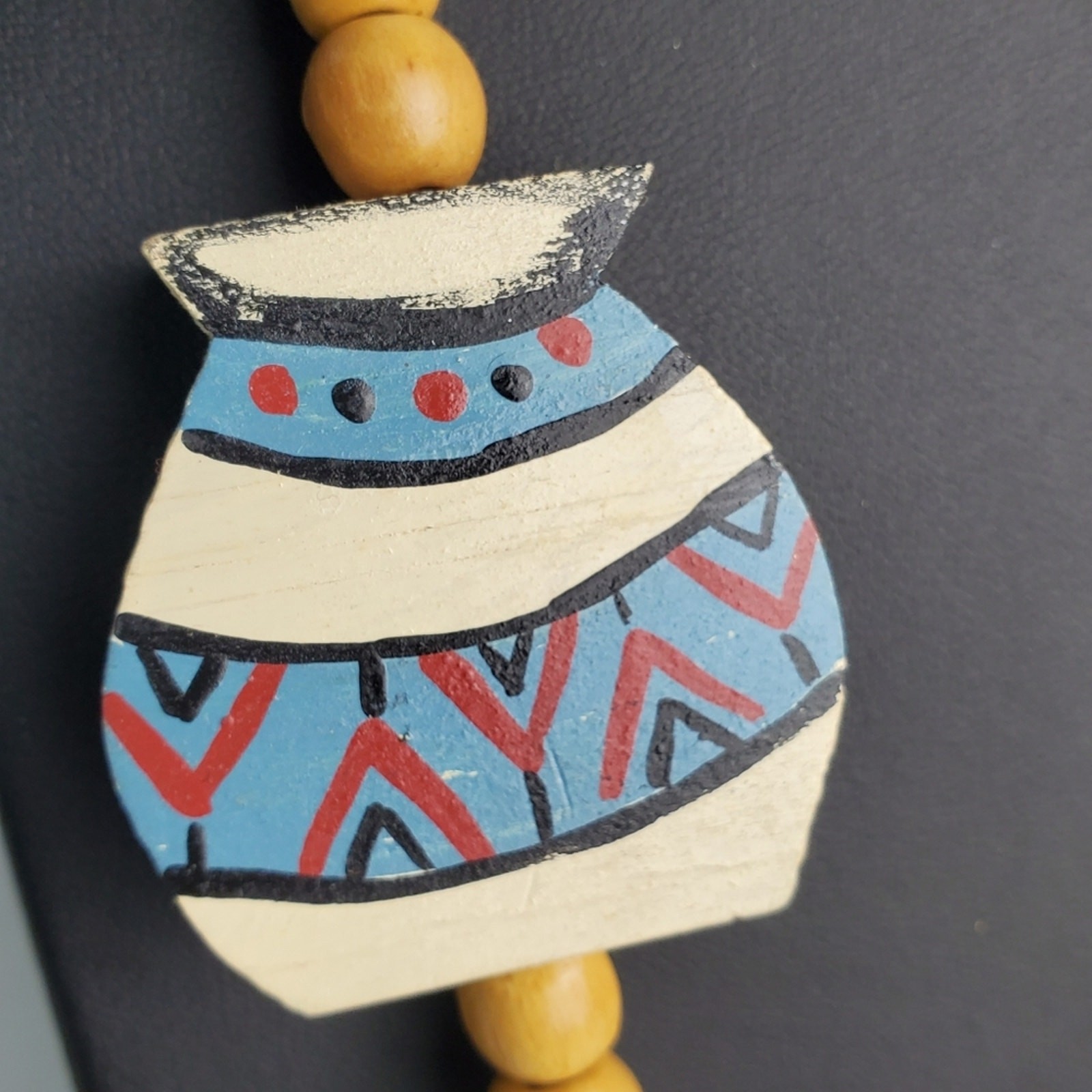 Wood Southwestern Girl Vases Beaded Art to Wear Character Necklace 28″
