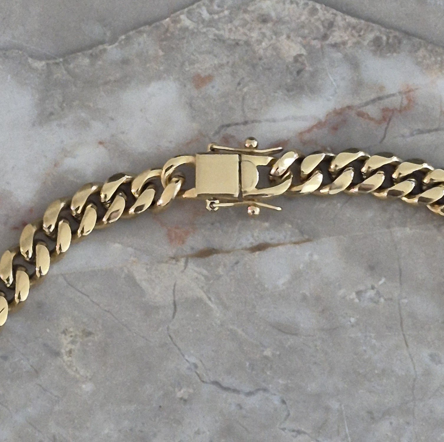 Cuban Link Chain Necklace 8mm 24in 18K Gold Plated PVD 316 Stainless Steel