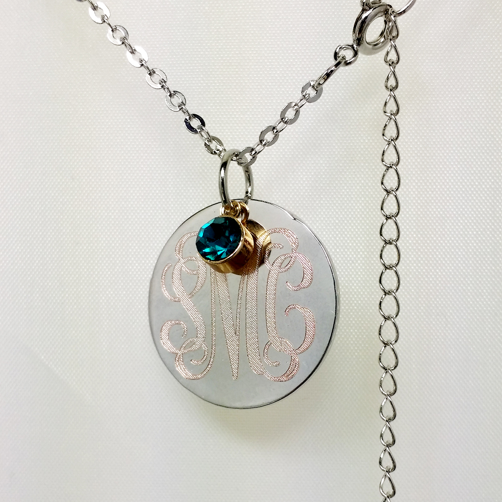 Custom Monogram Circle Necklace – Personalized Pendant in 18K Gold or Silver Gif