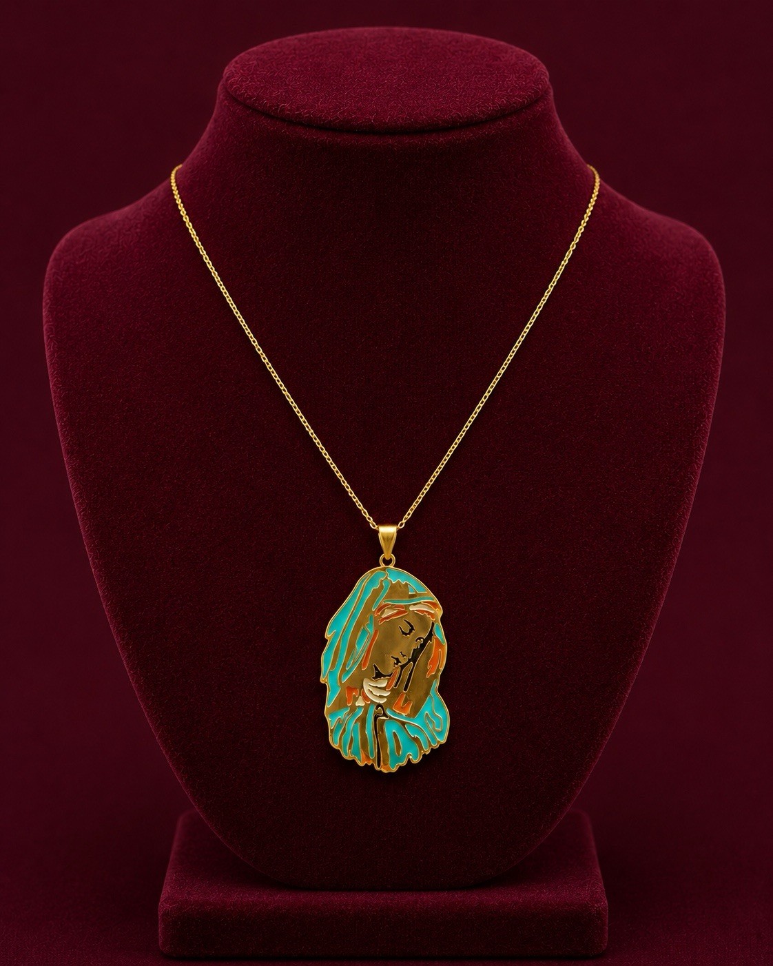 Elegant Gold Ton none tarnished none fade st. Mary Necklace Turquoise