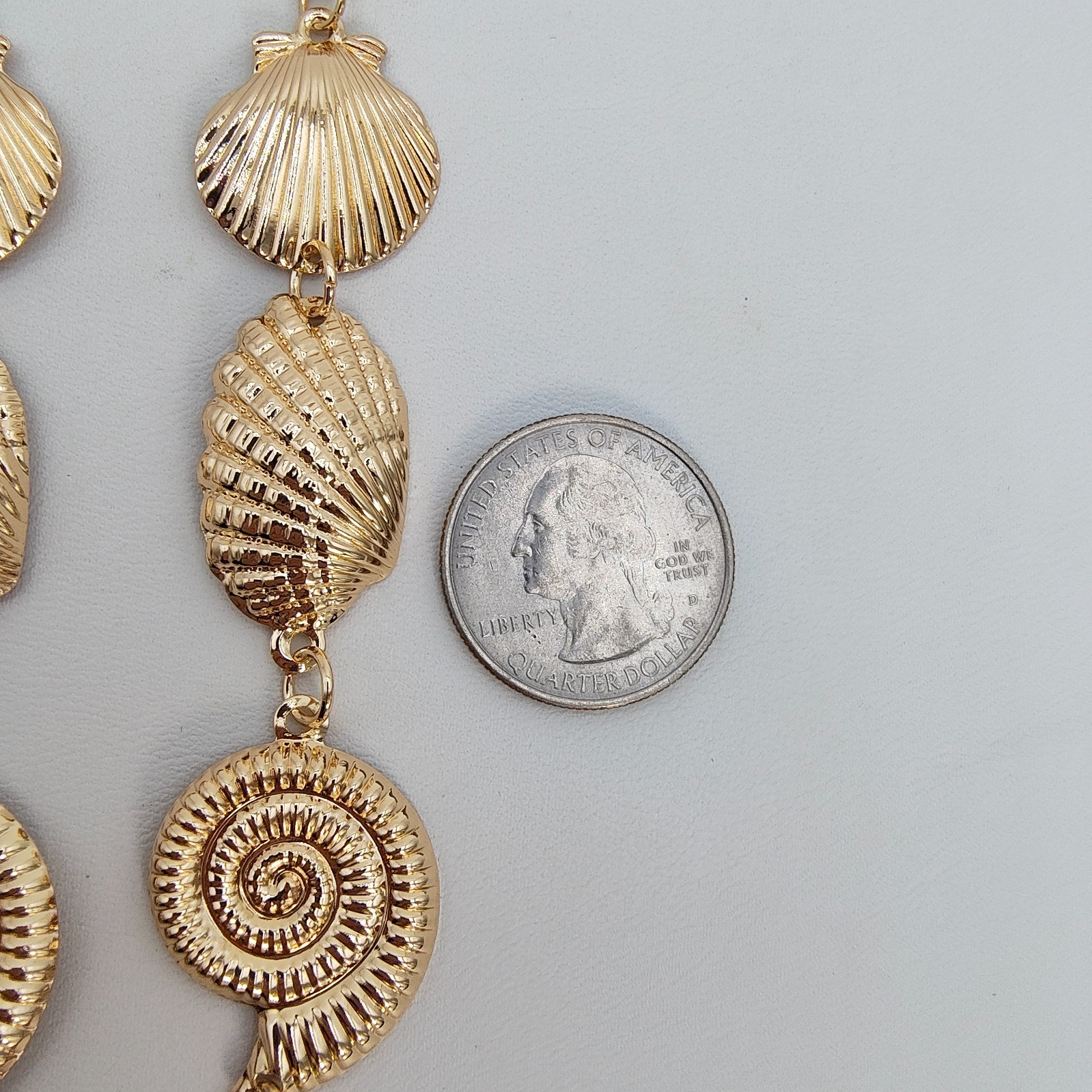 Ocean Theme Statement Y-Necklace Gold Tone Lariat Starfish Shell Mermaidcore