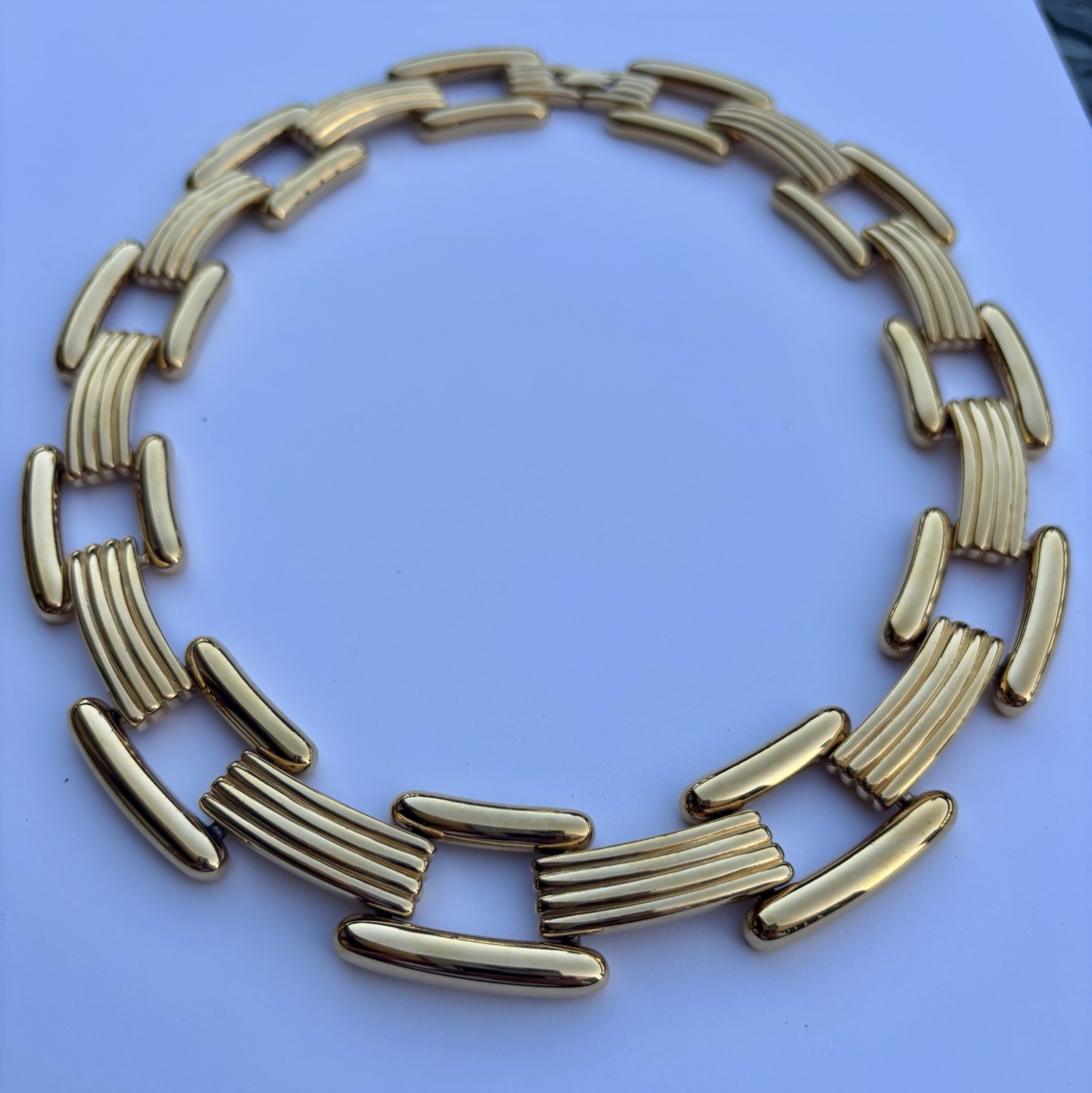 1980s Vintage Gold Tone Monet Chunky Bar Link Triple Chain Chocker Necklace 4.2g