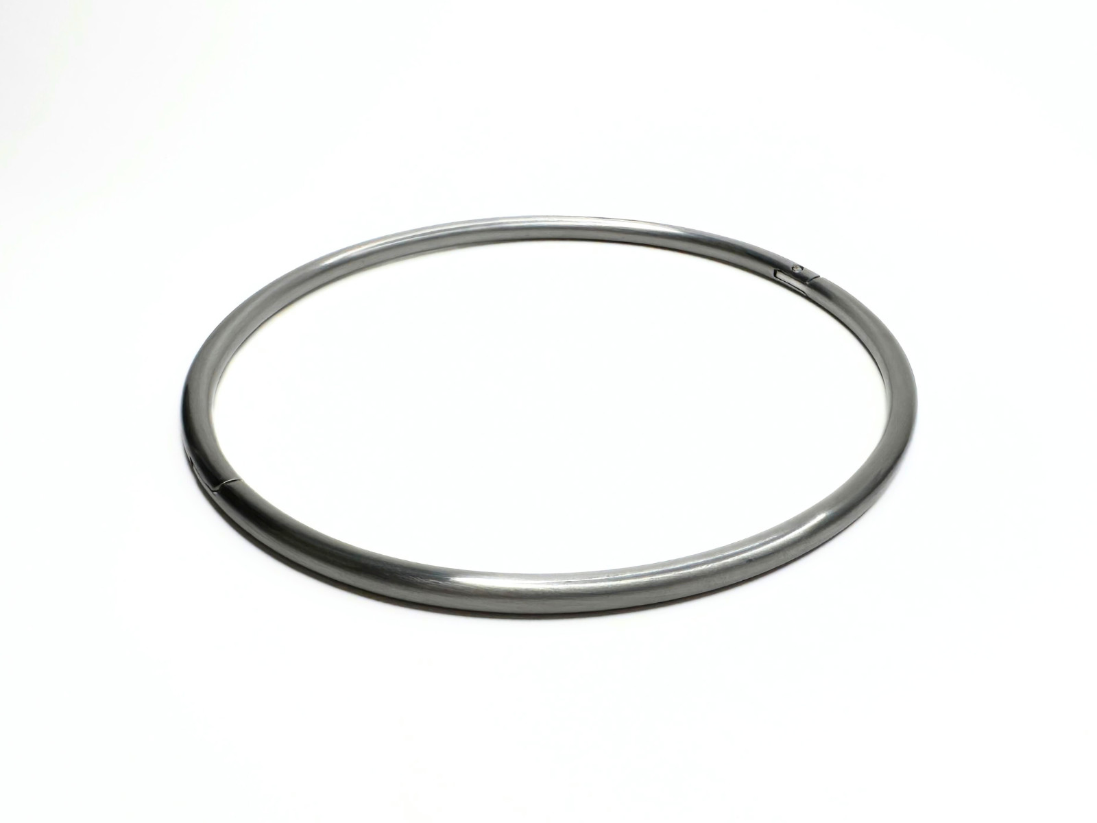 17″ 6mm Petite Thin Satin Stainless Locking Eternity Collar – CuffStore