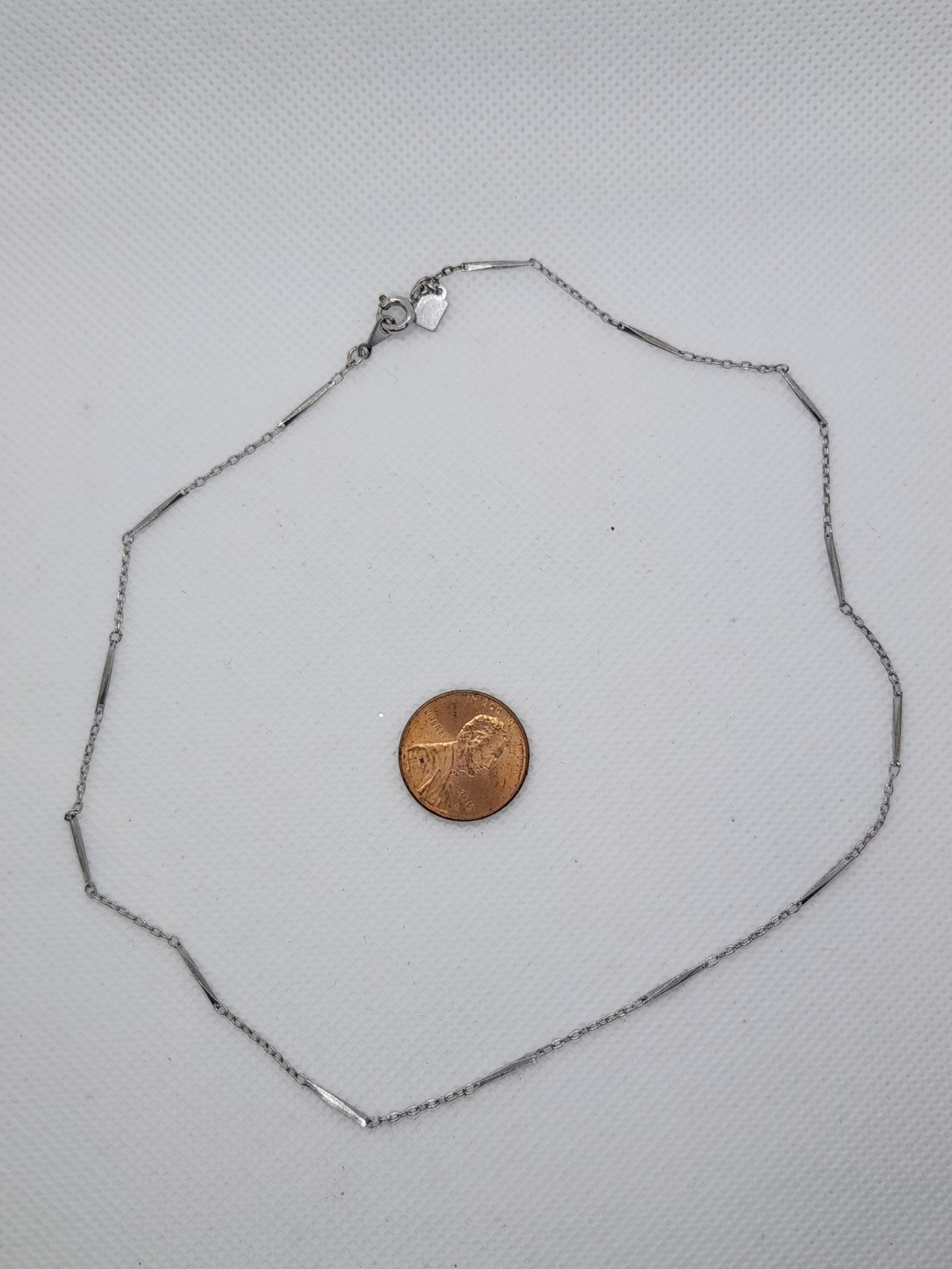 Vintage Accents By Hallmark Cards Silver Necklace with Bar Elements 15 in