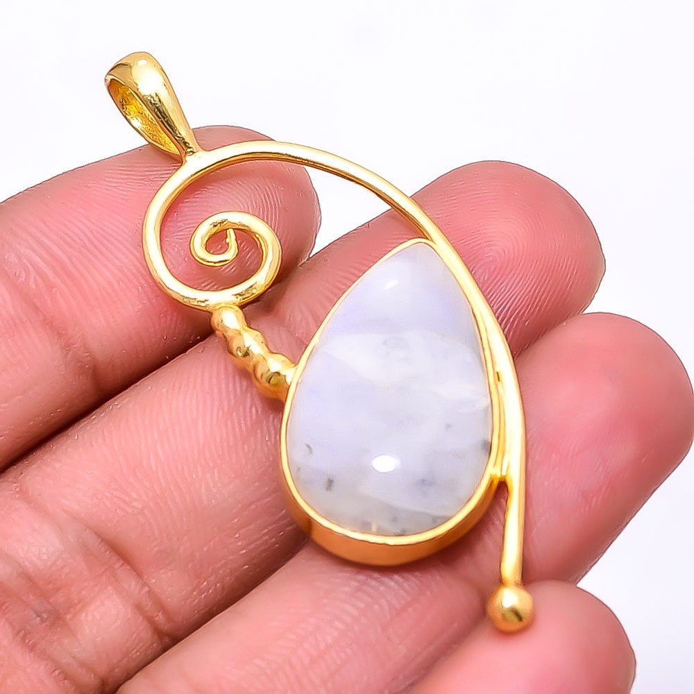 Rainbow Moonstone – India Gold Plated 925 Sterling Silver Pendant 2.07″ P28
