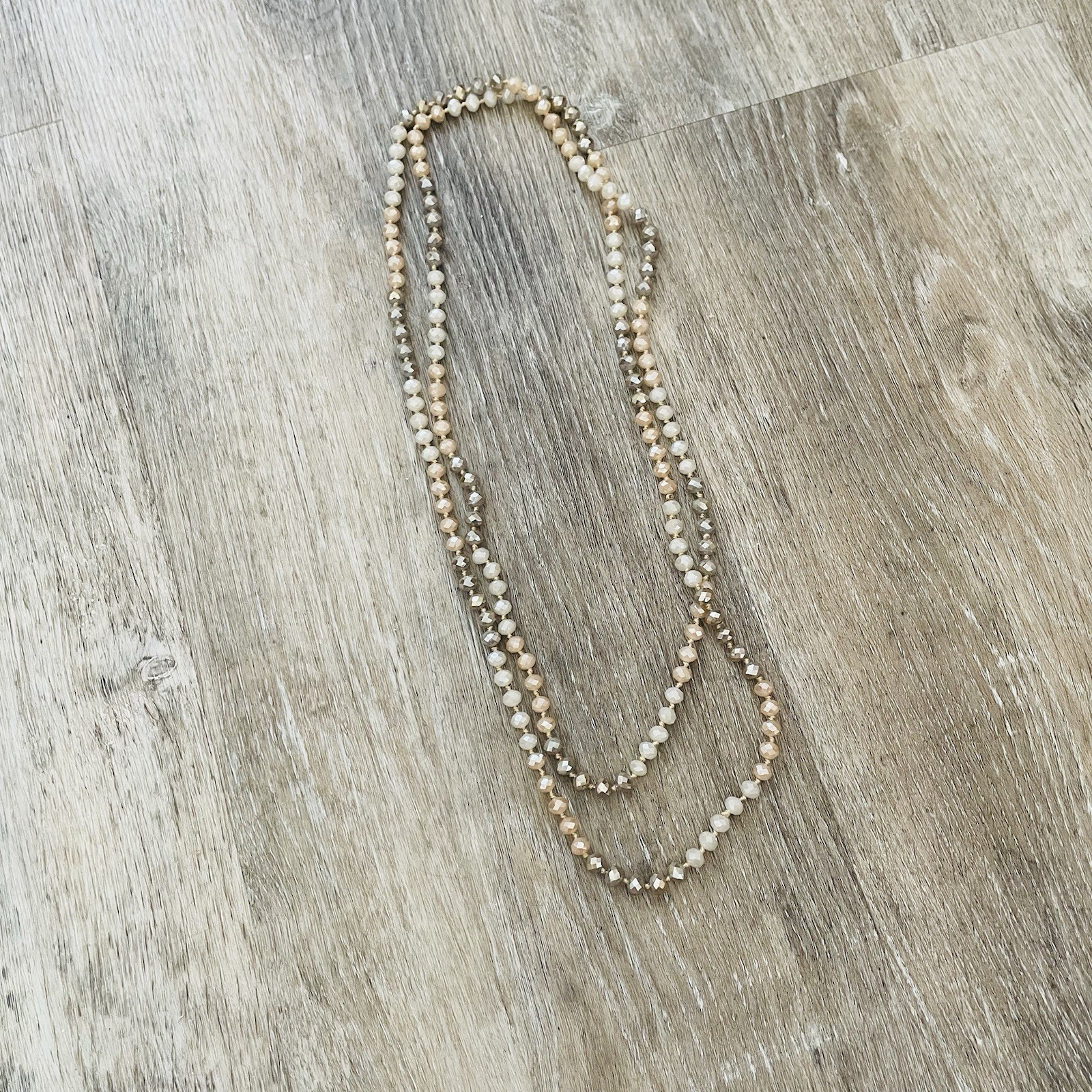 Layered Pearl Beaded Necklace in Cream and Gold – Brand Unspecified